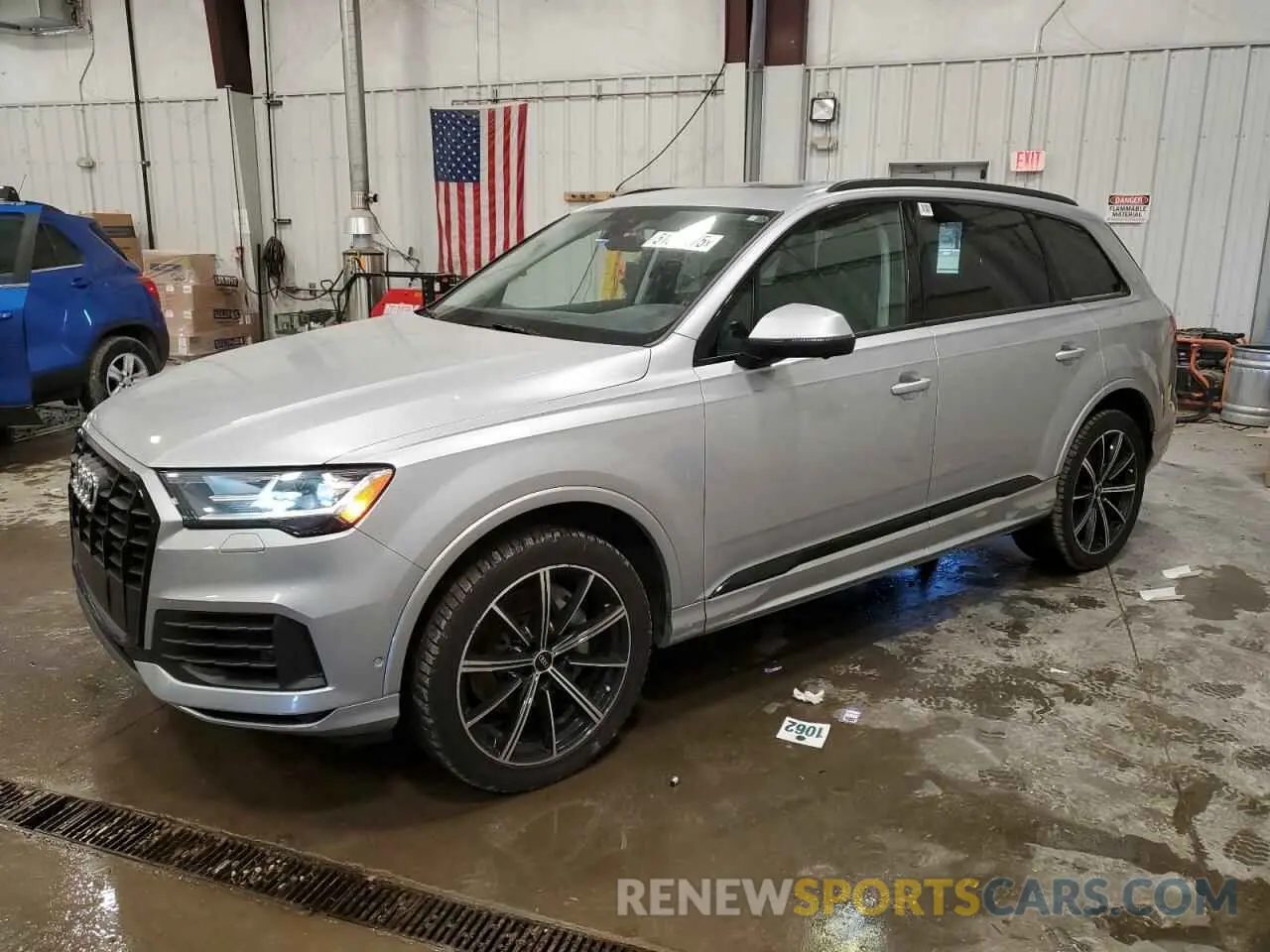 1 Photograph of a damaged car WA1LXAF76MD027280 AUDI Q7 2021