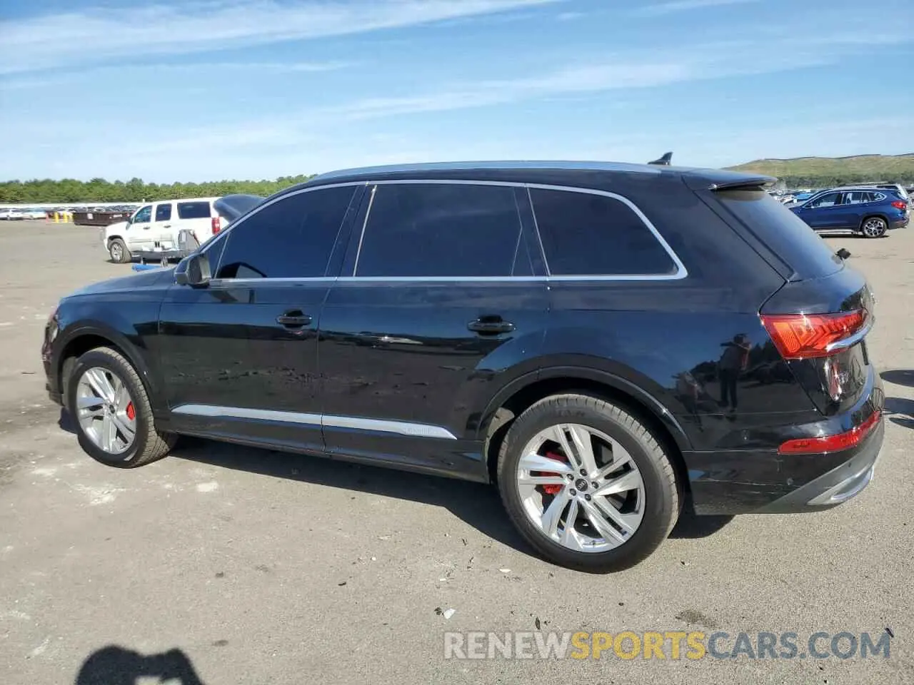 2 Photograph of a damaged car WA1LXAF78MD013526 AUDI Q7 2021