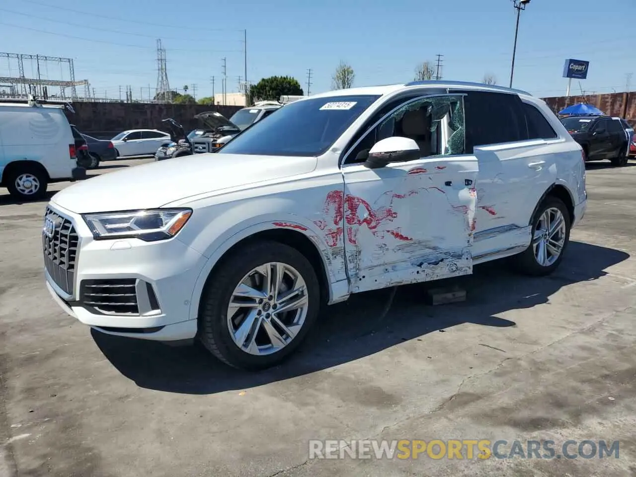 1 Фотография поврежденного автомобиля WA1LXAF7XMD016671 AUDI Q7 2021