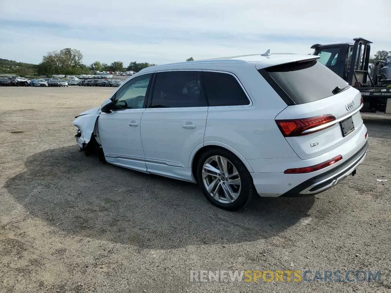 2 Фотография поврежденного автомобиля WA1LXAF7XMD027167 AUDI Q7 2021
