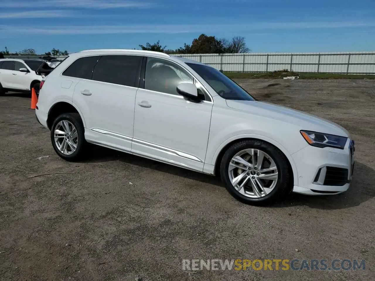 4 Фотография поврежденного автомобиля WA1LXAF7XMD027167 AUDI Q7 2021