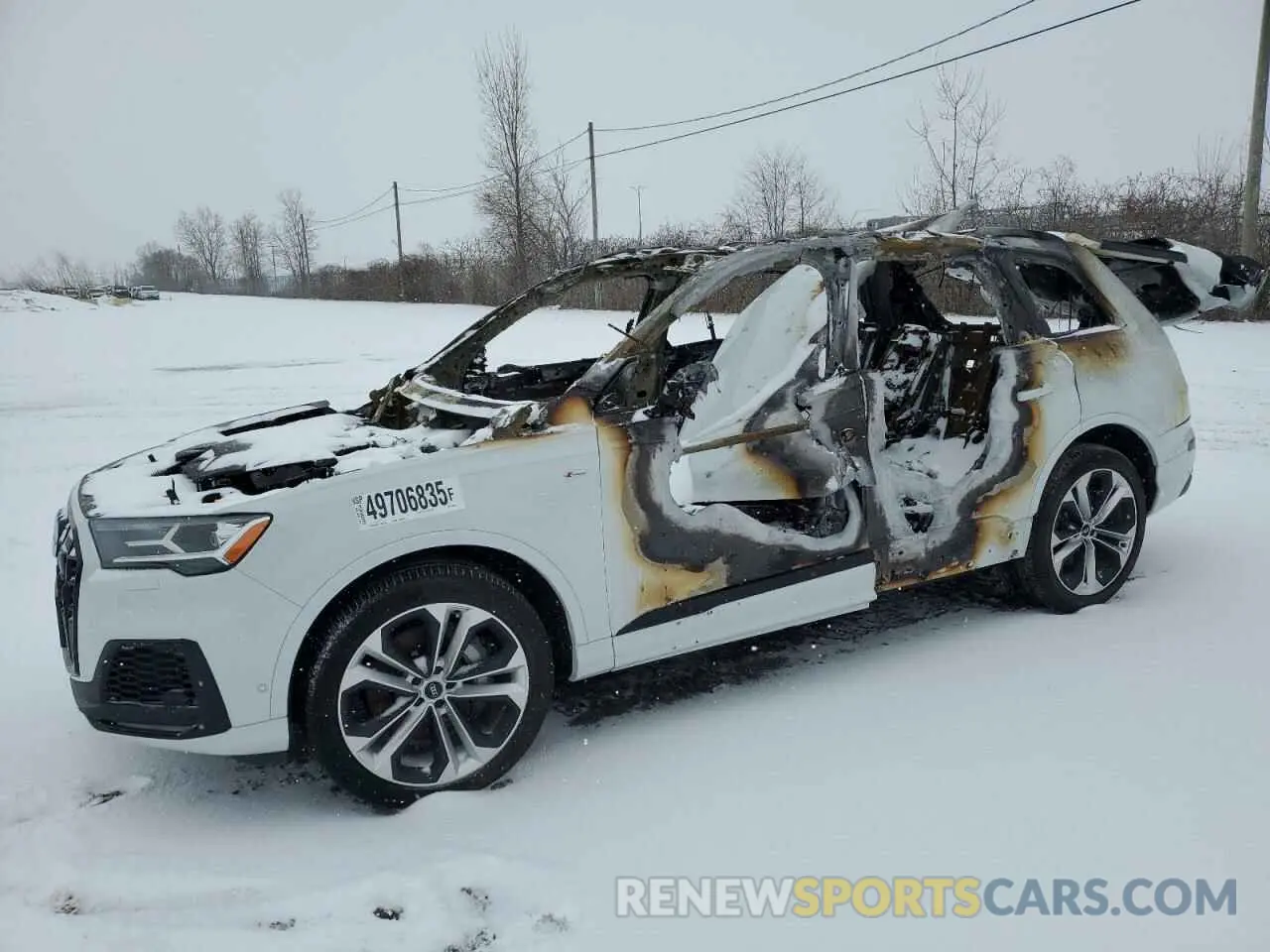 1 Photograph of a damaged car WA1MXAF76MD019880 AUDI Q7 2021