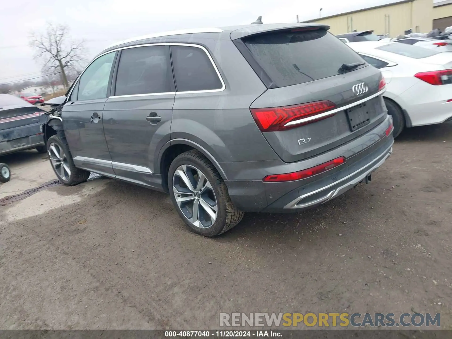 3 Photograph of a damaged car WA1VXAF77MD025076 AUDI Q7 2021