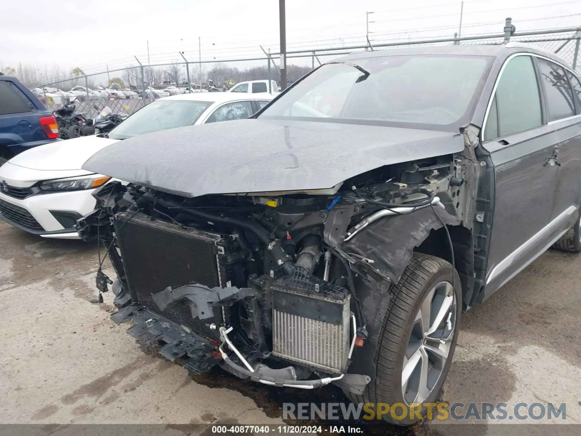 6 Photograph of a damaged car WA1VXAF77MD025076 AUDI Q7 2021