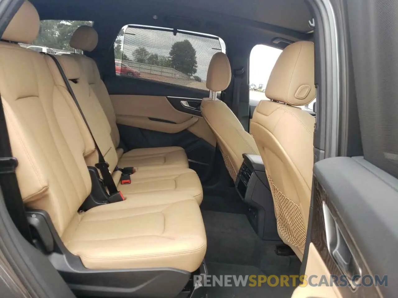 11 Photograph of a damaged car WA1VXBF78MD015954 AUDI Q7 2021