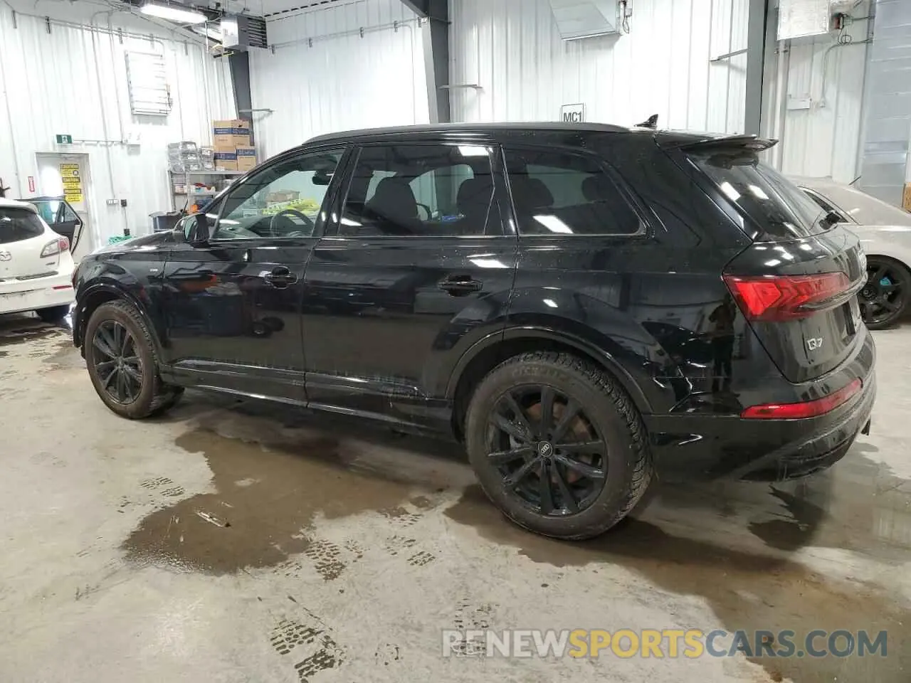 2 Фотография поврежденного автомобиля WA1BXBF75ND011820 AUDI Q7 2022