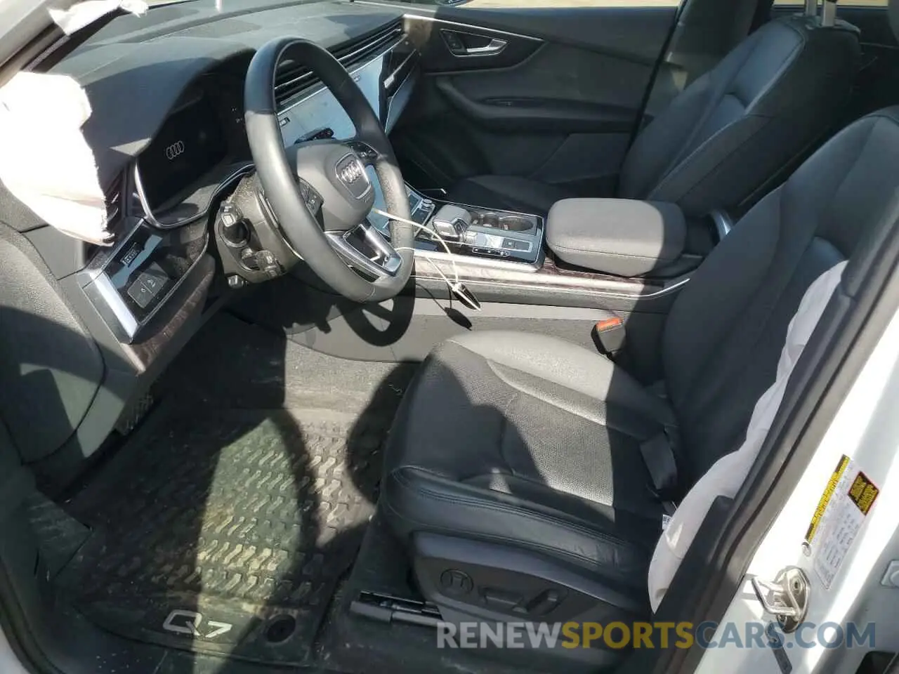 7 Photograph of a damaged car WA1LJBF7XND006179 AUDI Q7 2022