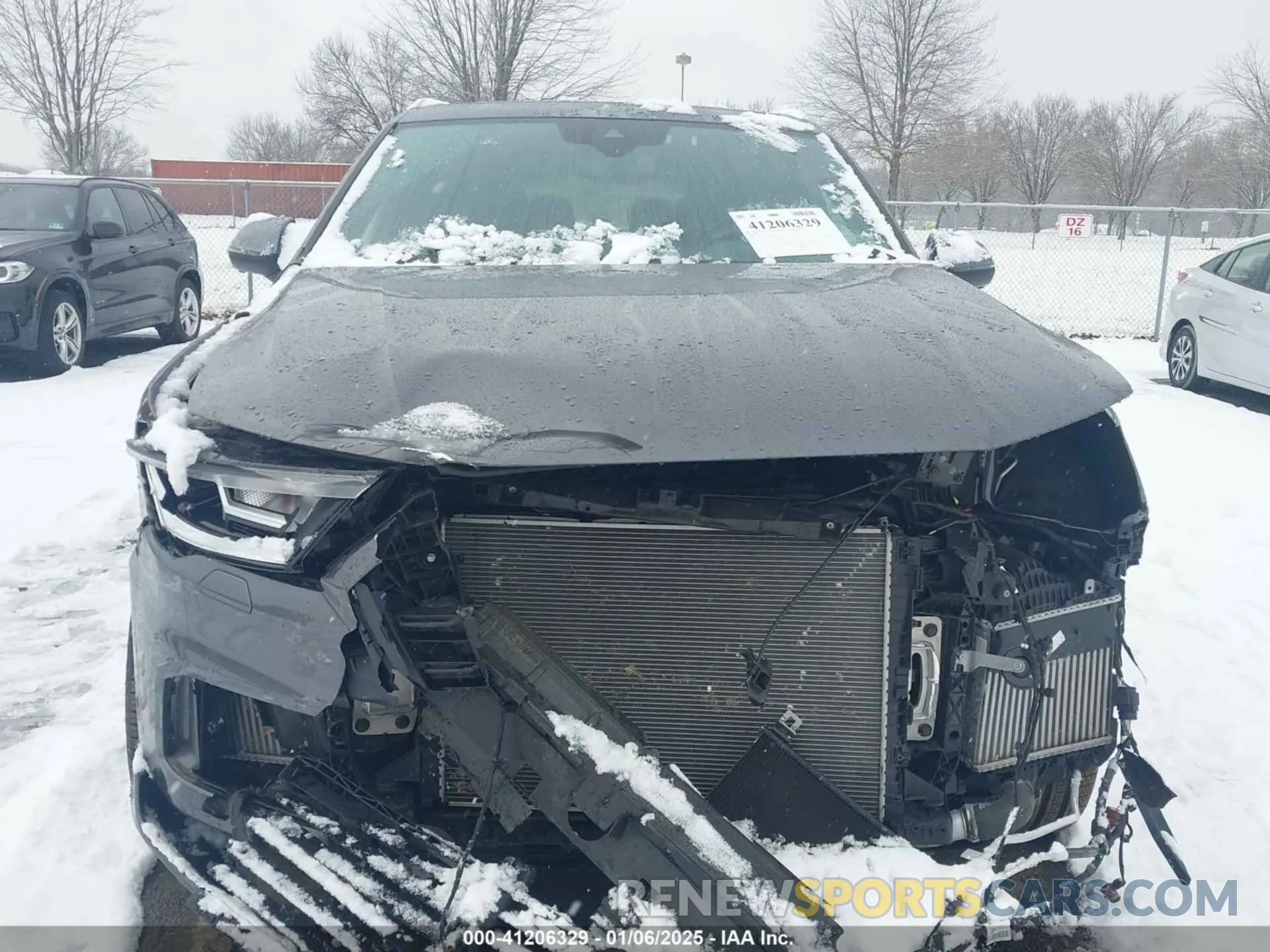 12 Photograph of a damaged car WA1LXBF71ND004884 AUDI Q7 2022