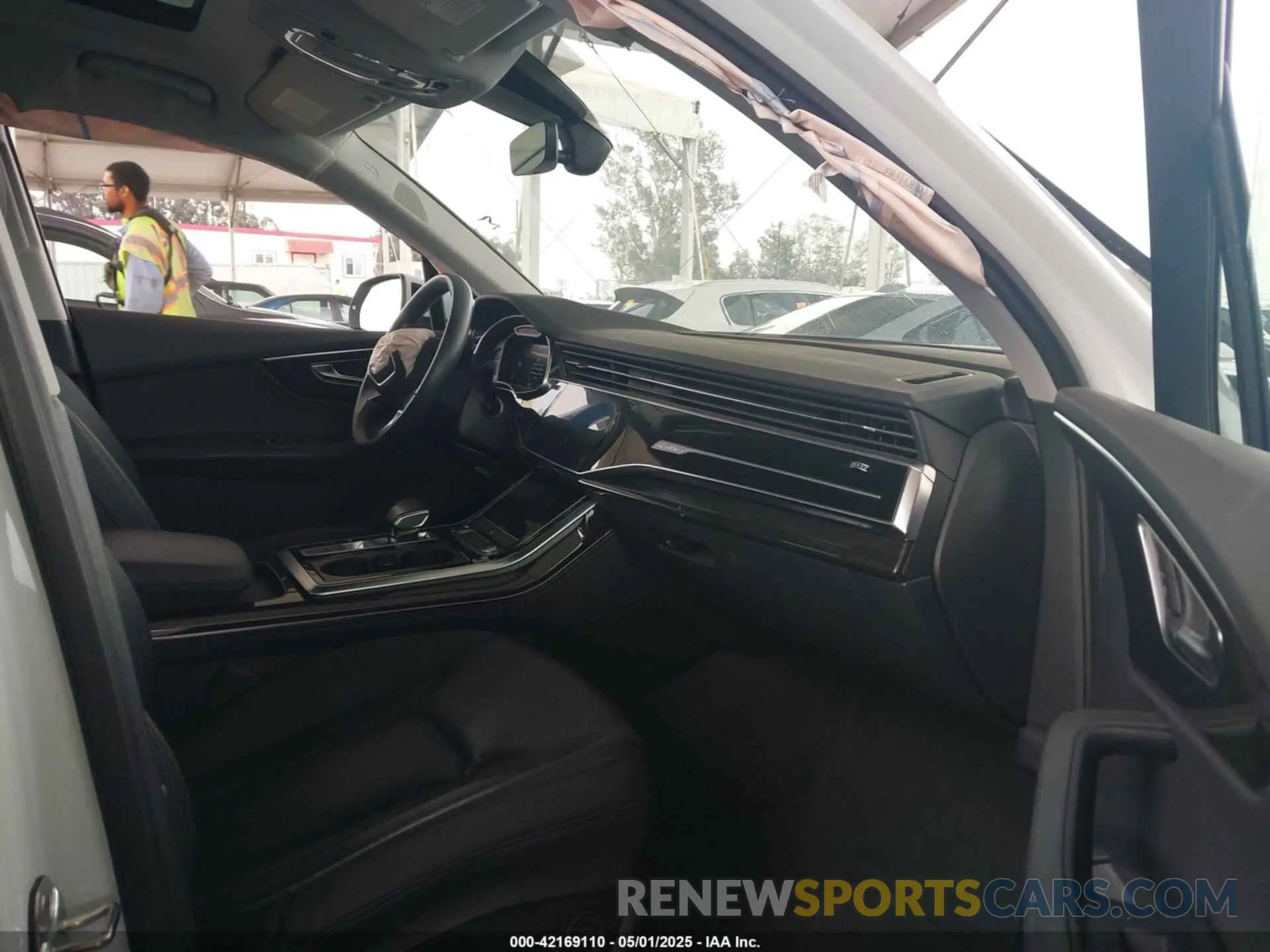 5 Photograph of a damaged car WA1LXBF75ND022305 AUDI Q7 2022