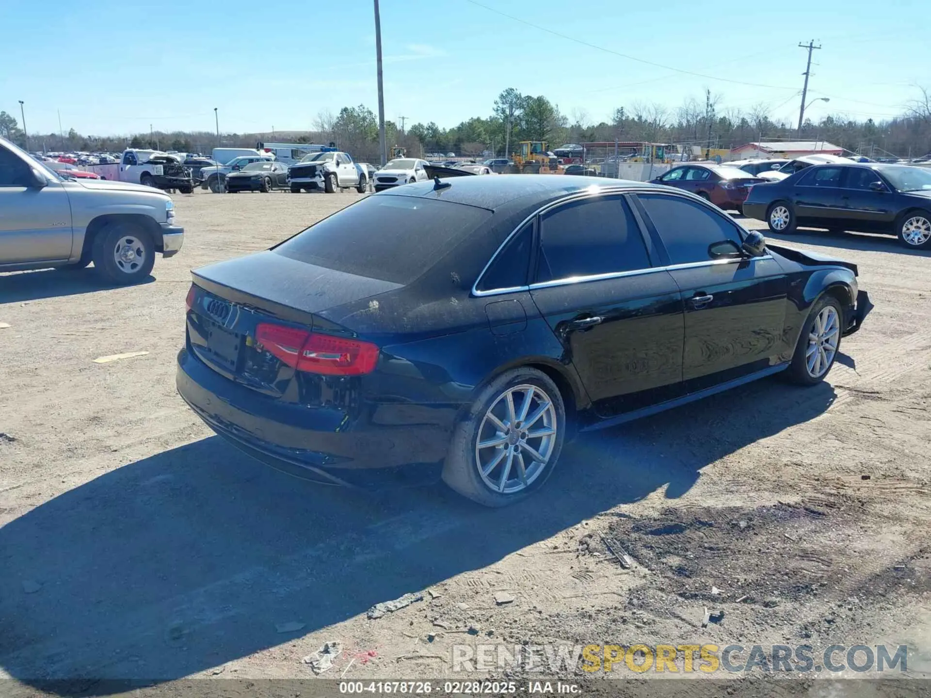 4 Photograph of a damaged car WA1LXBF77ND016229 AUDI Q7 2022