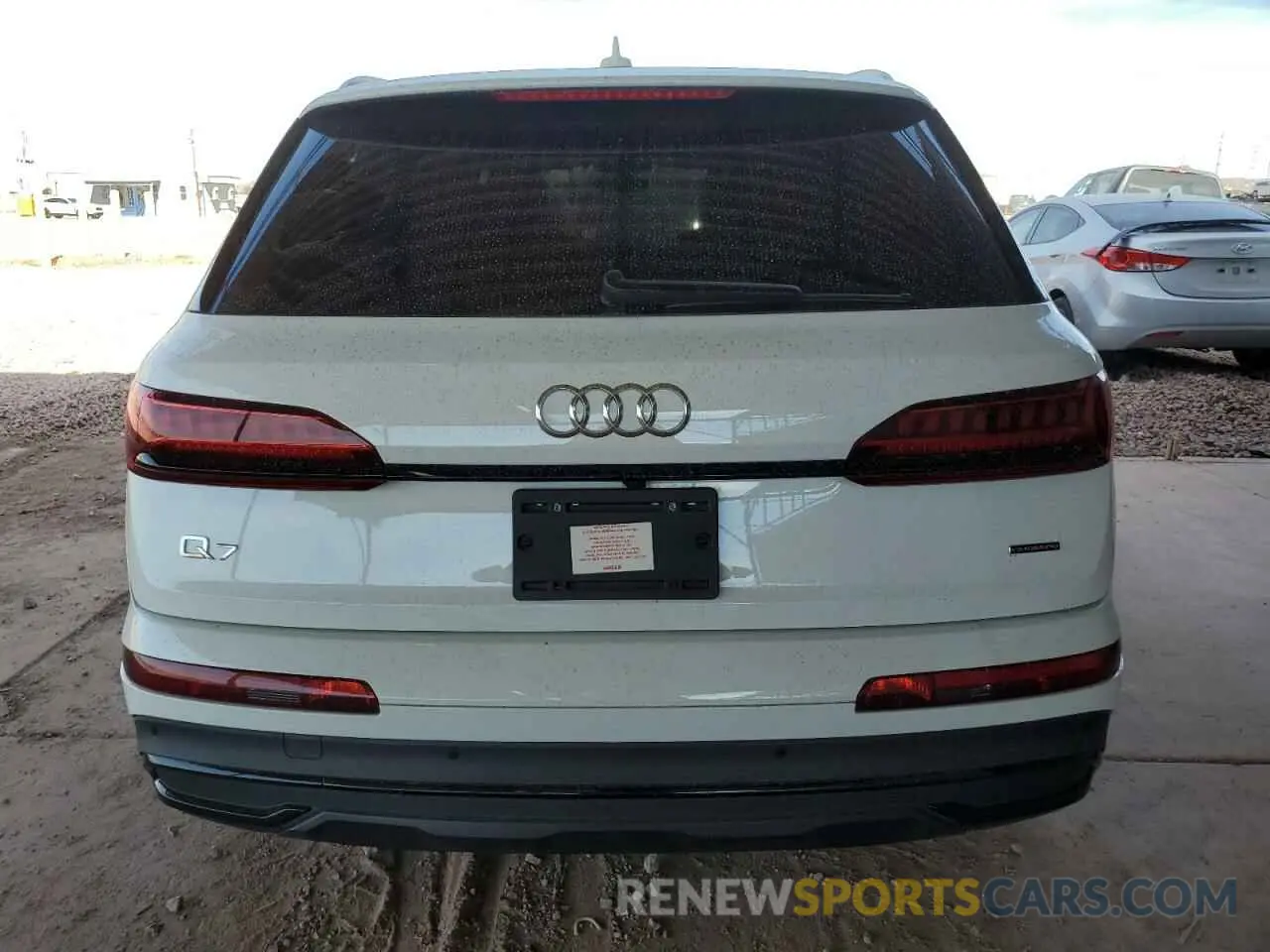 6 Photograph of a damaged car WA1VXBF73ND014986 AUDI Q7 2022