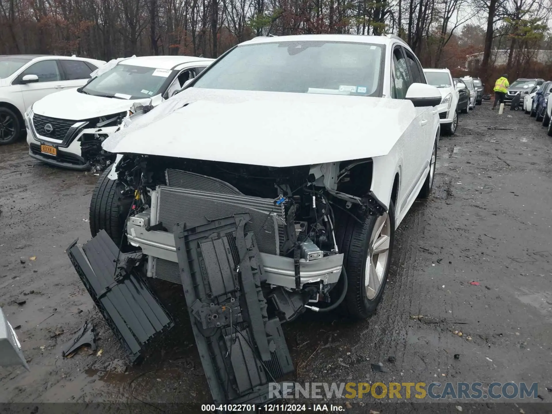11 Фотография поврежденного автомобиля WA1ACBF72PD009565 AUDI Q7 2023