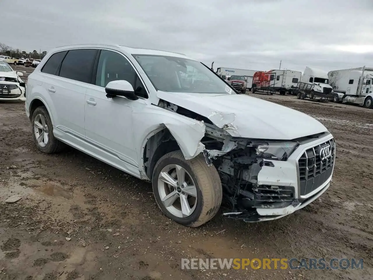4 Photograph of a damaged car WA1ACBF79PD007800 AUDI Q7 2023