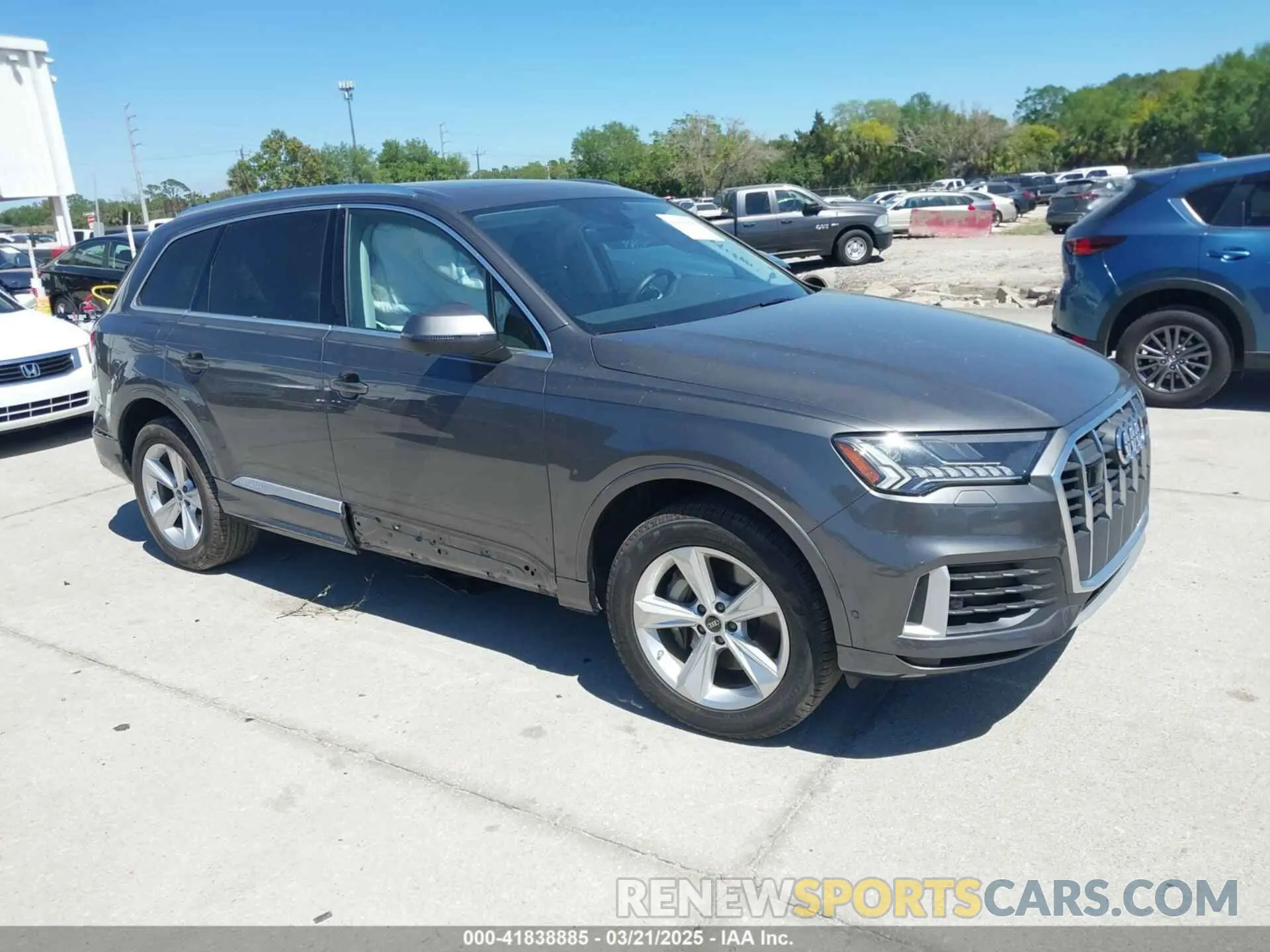 1 Фотография поврежденного автомобиля WA1AXBF76PD025384 AUDI Q7 2023