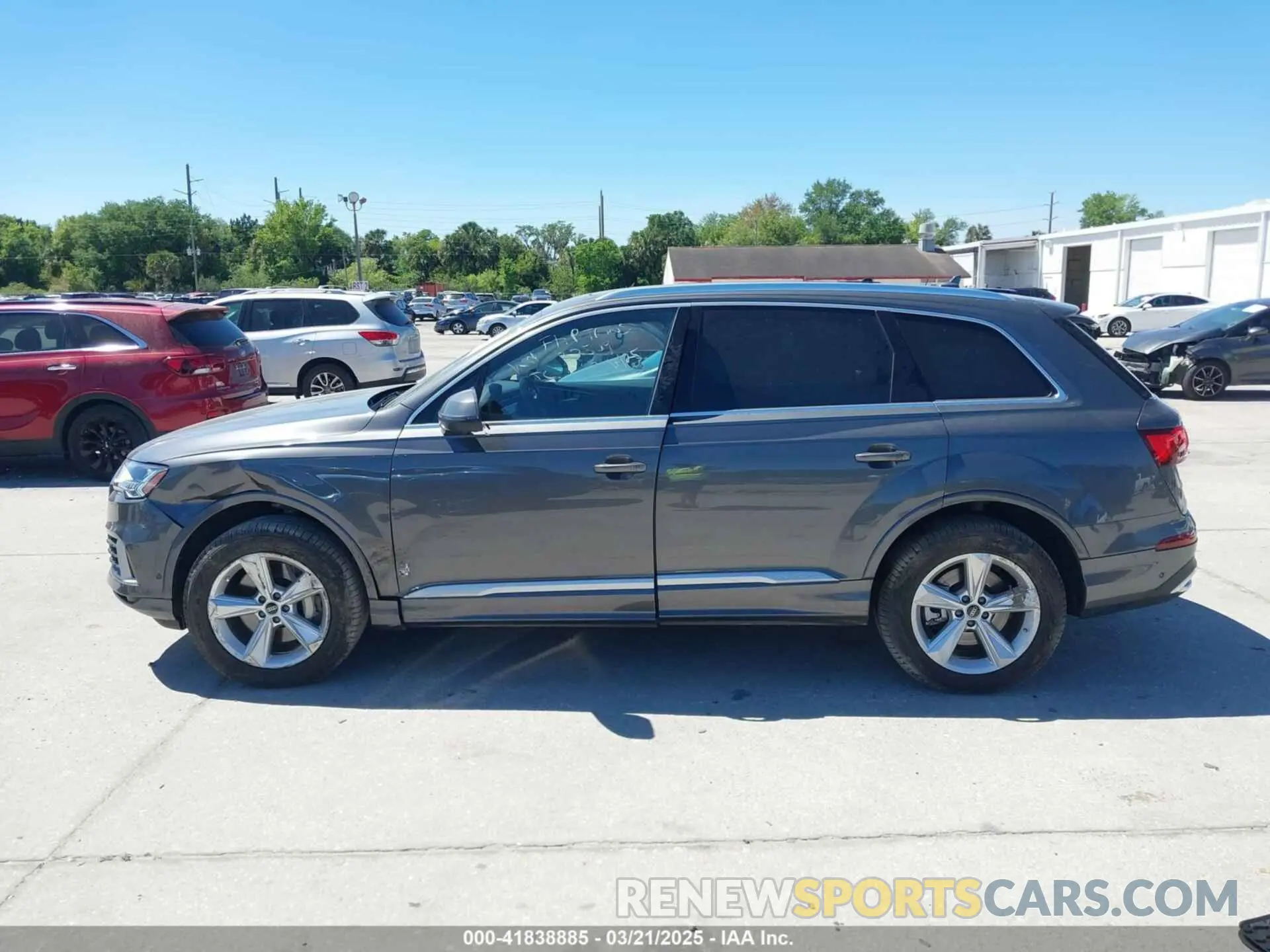 14 Фотография поврежденного автомобиля WA1AXBF76PD025384 AUDI Q7 2023