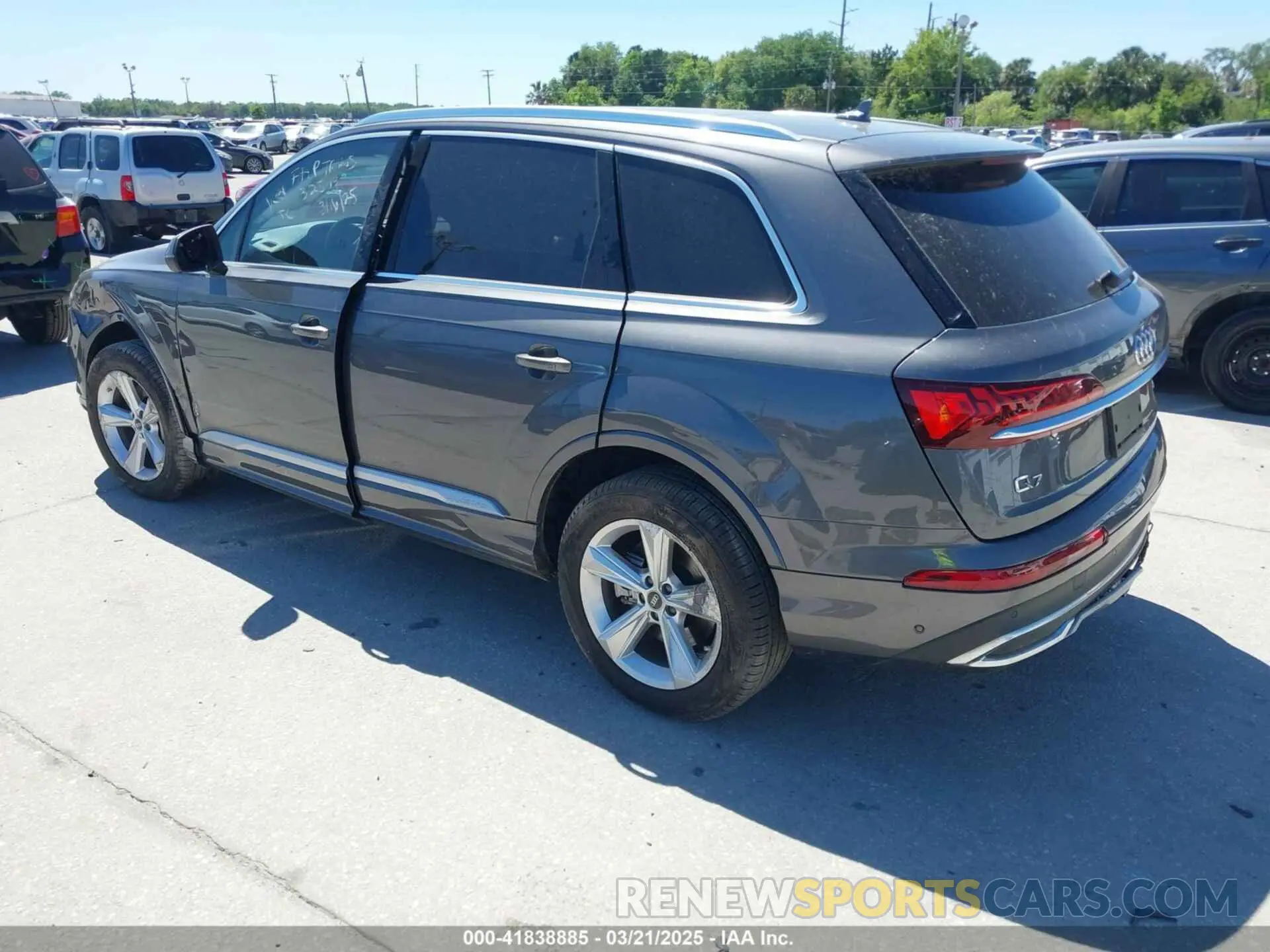 3 Фотография поврежденного автомобиля WA1AXBF76PD025384 AUDI Q7 2023