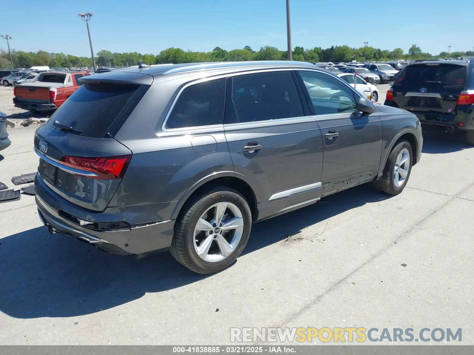 4 Фотография поврежденного автомобиля WA1AXBF76PD025384 AUDI Q7 2023