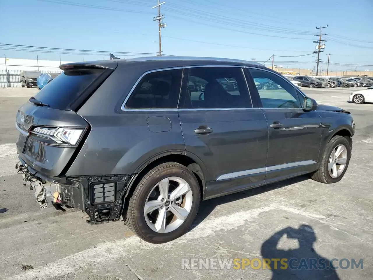 3 Фотография поврежденного автомобиля WA1LCBF72PD006335 AUDI Q7 2023