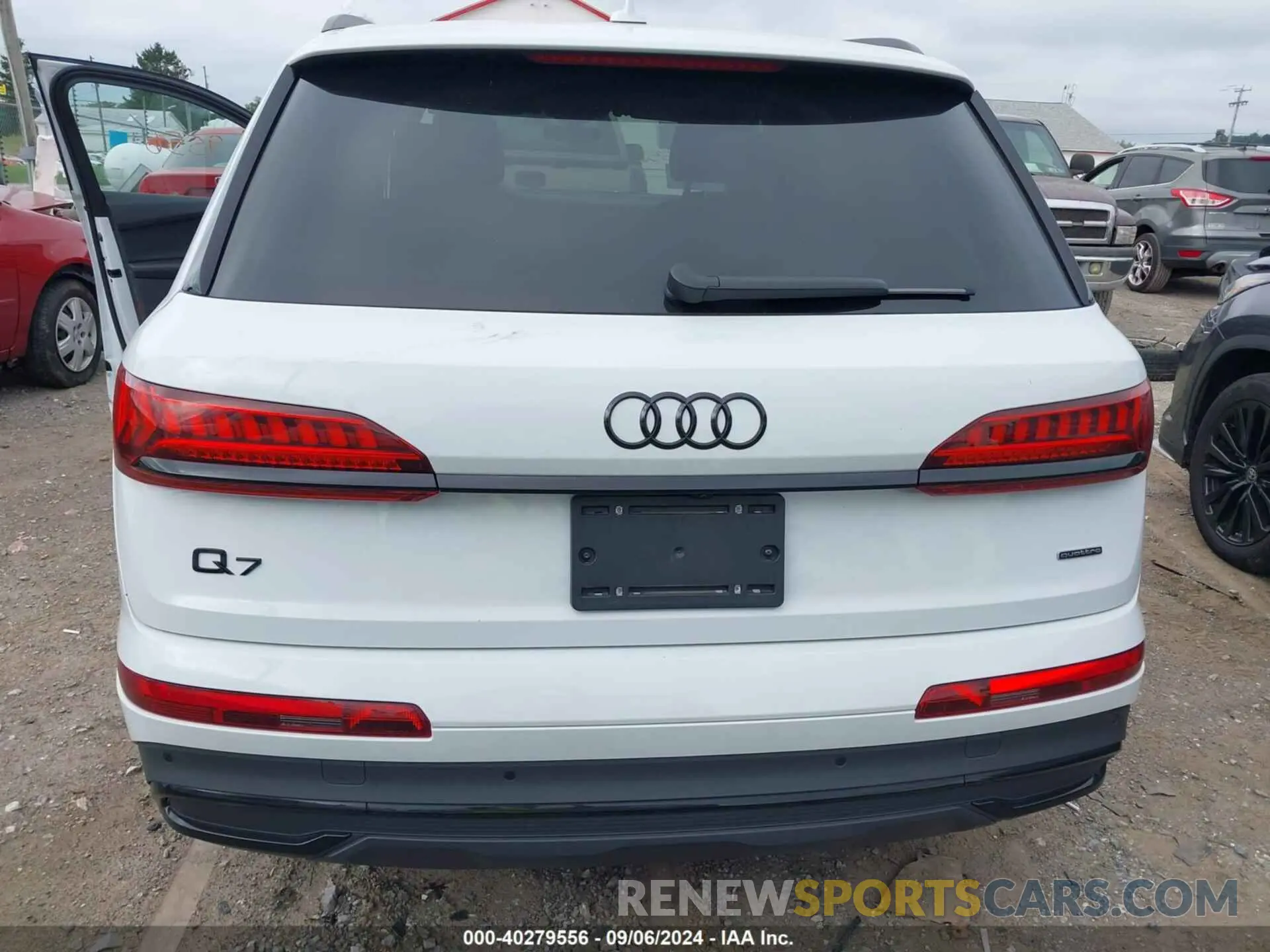 16 Photograph of a damaged car WA1LCBF74PD008040 AUDI Q7 2023