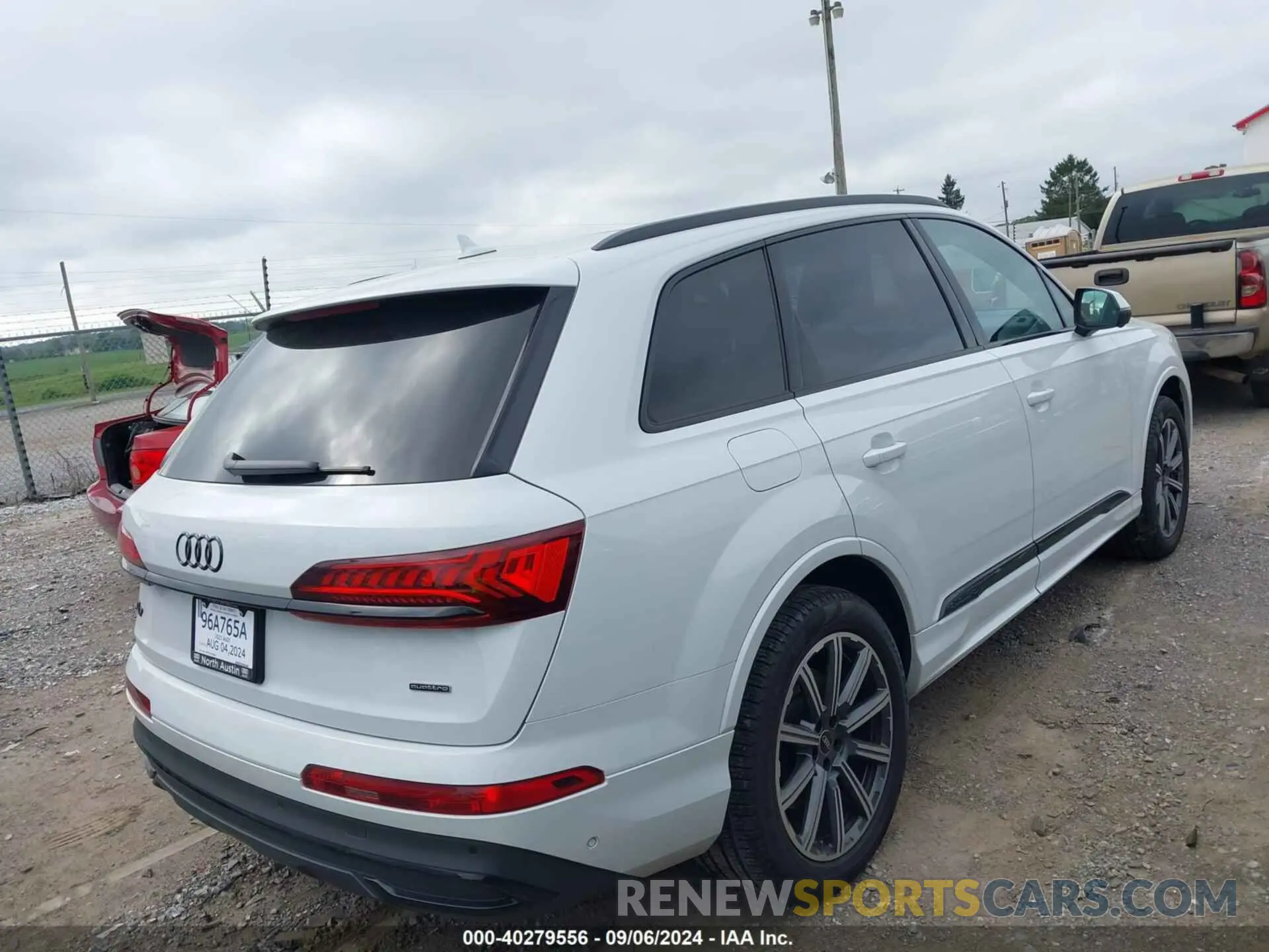 4 Photograph of a damaged car WA1LCBF74PD008040 AUDI Q7 2023