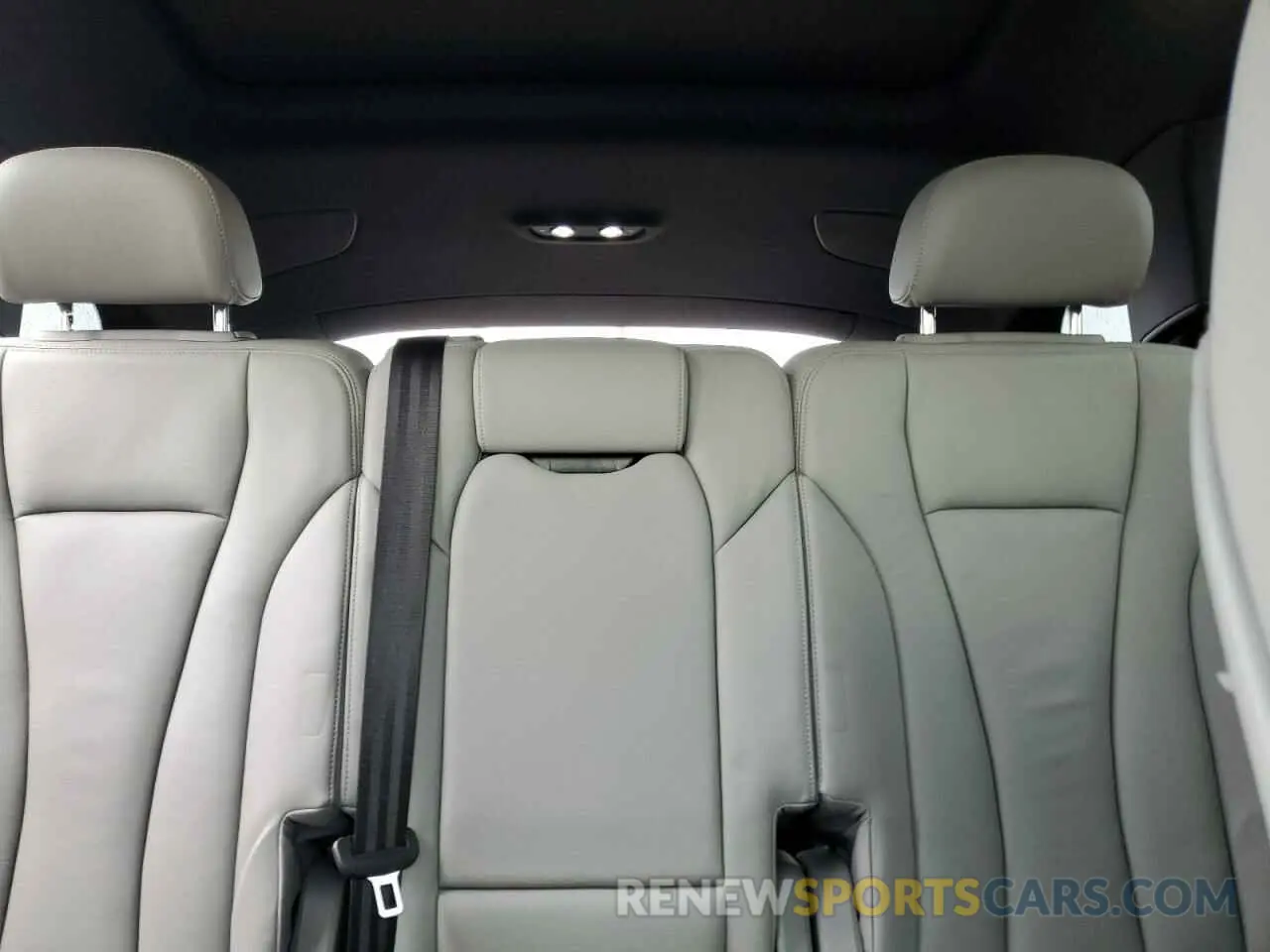 10 Photograph of a damaged car WA1LCBF74PD018874 AUDI Q7 2023