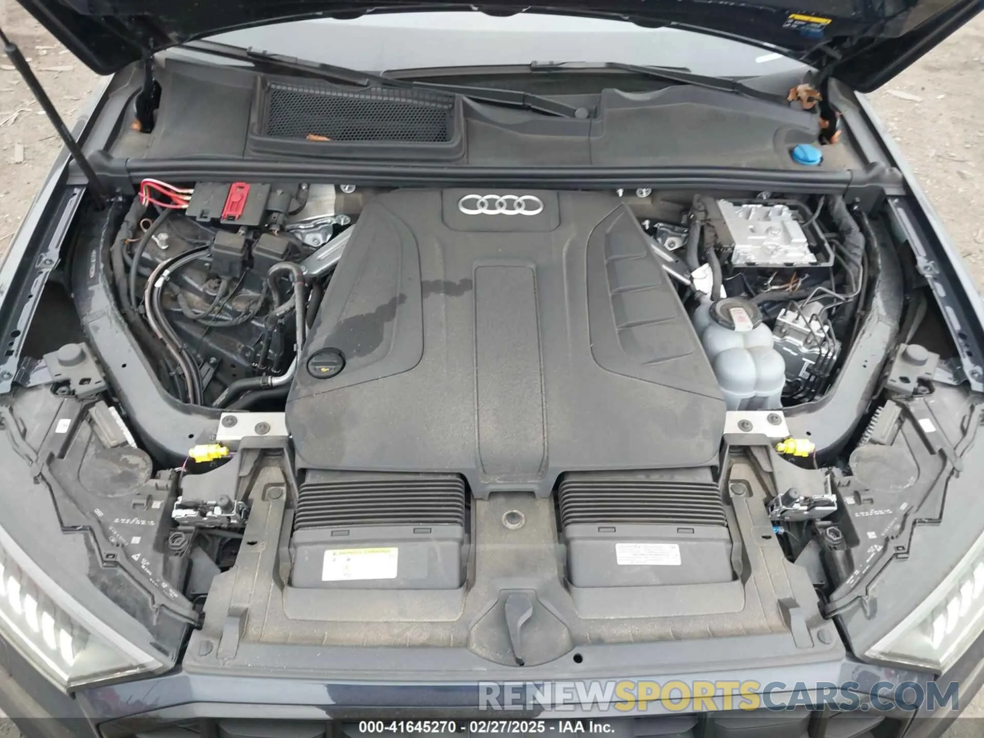 10 Фотография поврежденного автомобиля WA1LCBF77PD022093 AUDI Q7 2023