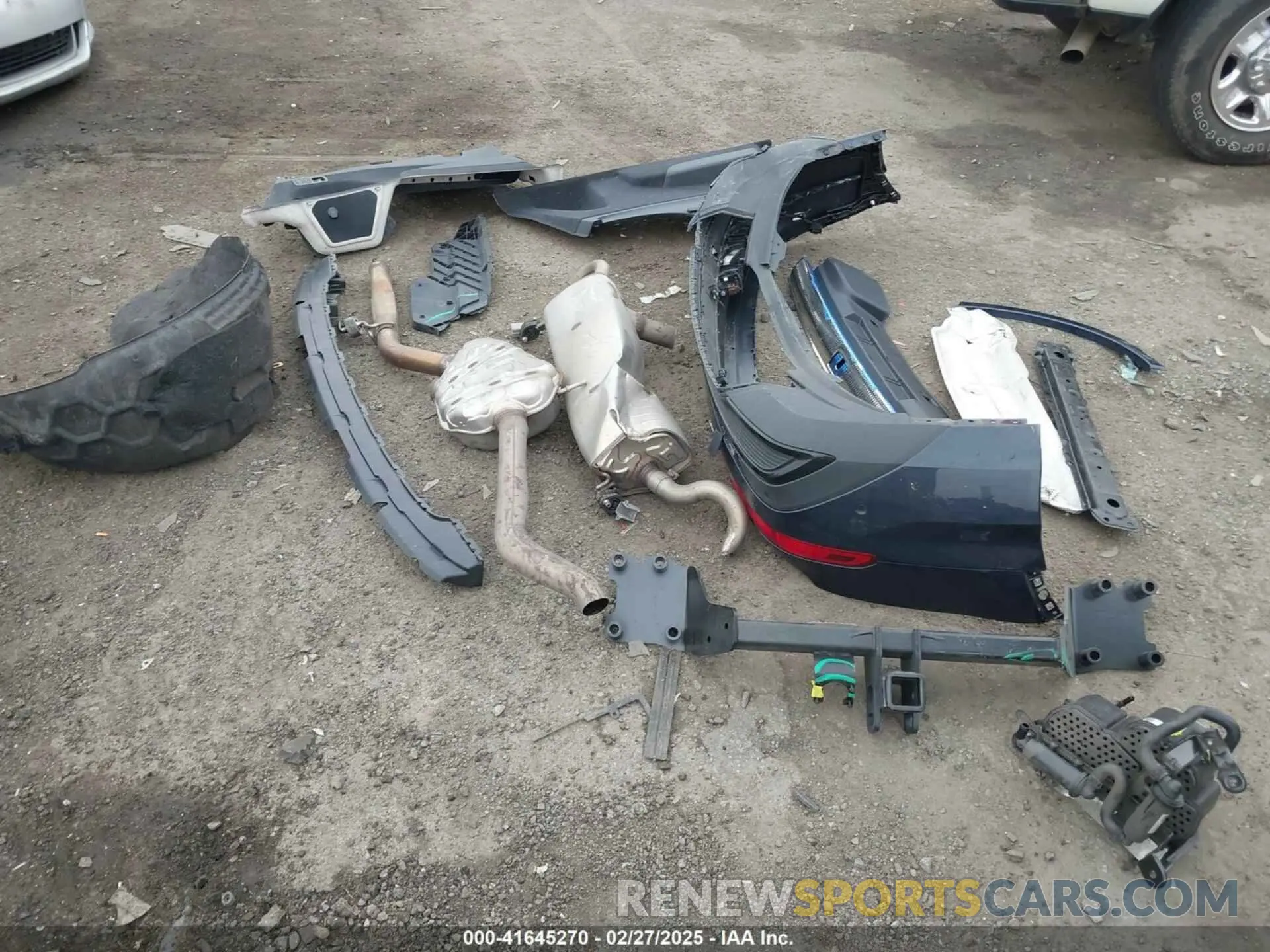 12 Фотография поврежденного автомобиля WA1LCBF77PD022093 AUDI Q7 2023