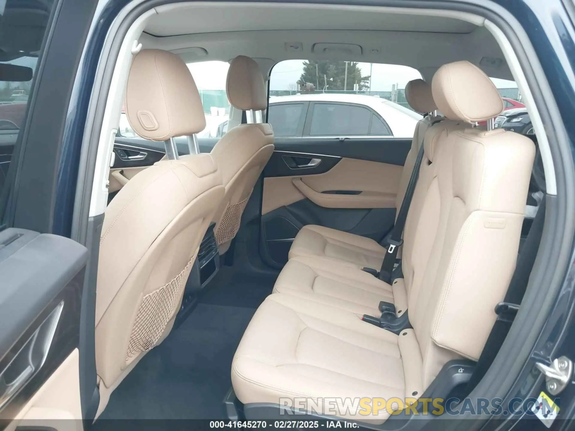 8 Фотография поврежденного автомобиля WA1LCBF77PD022093 AUDI Q7 2023