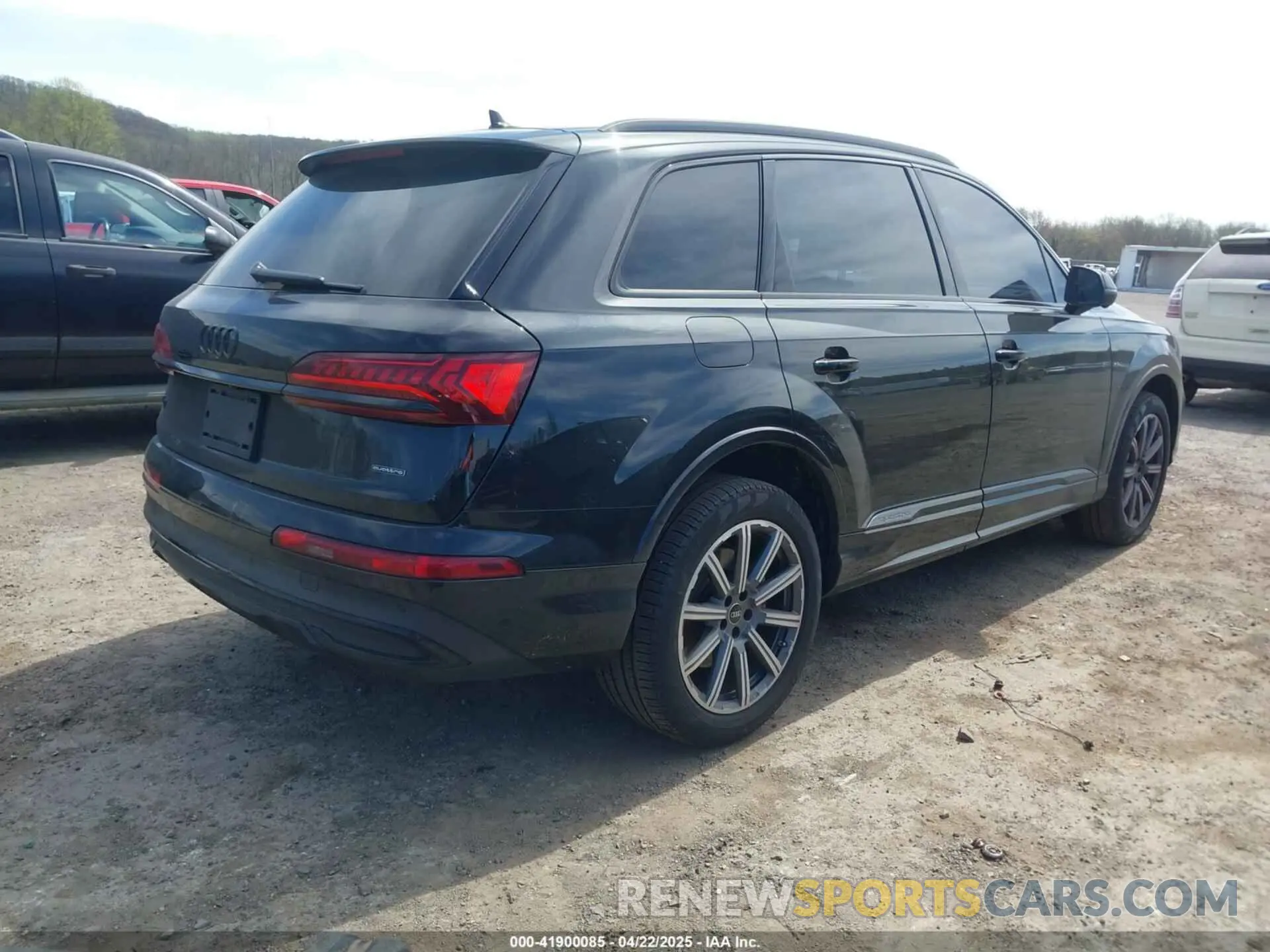 4 Фотография поврежденного автомобиля WA1LCBF77PD031019 AUDI Q7 2023