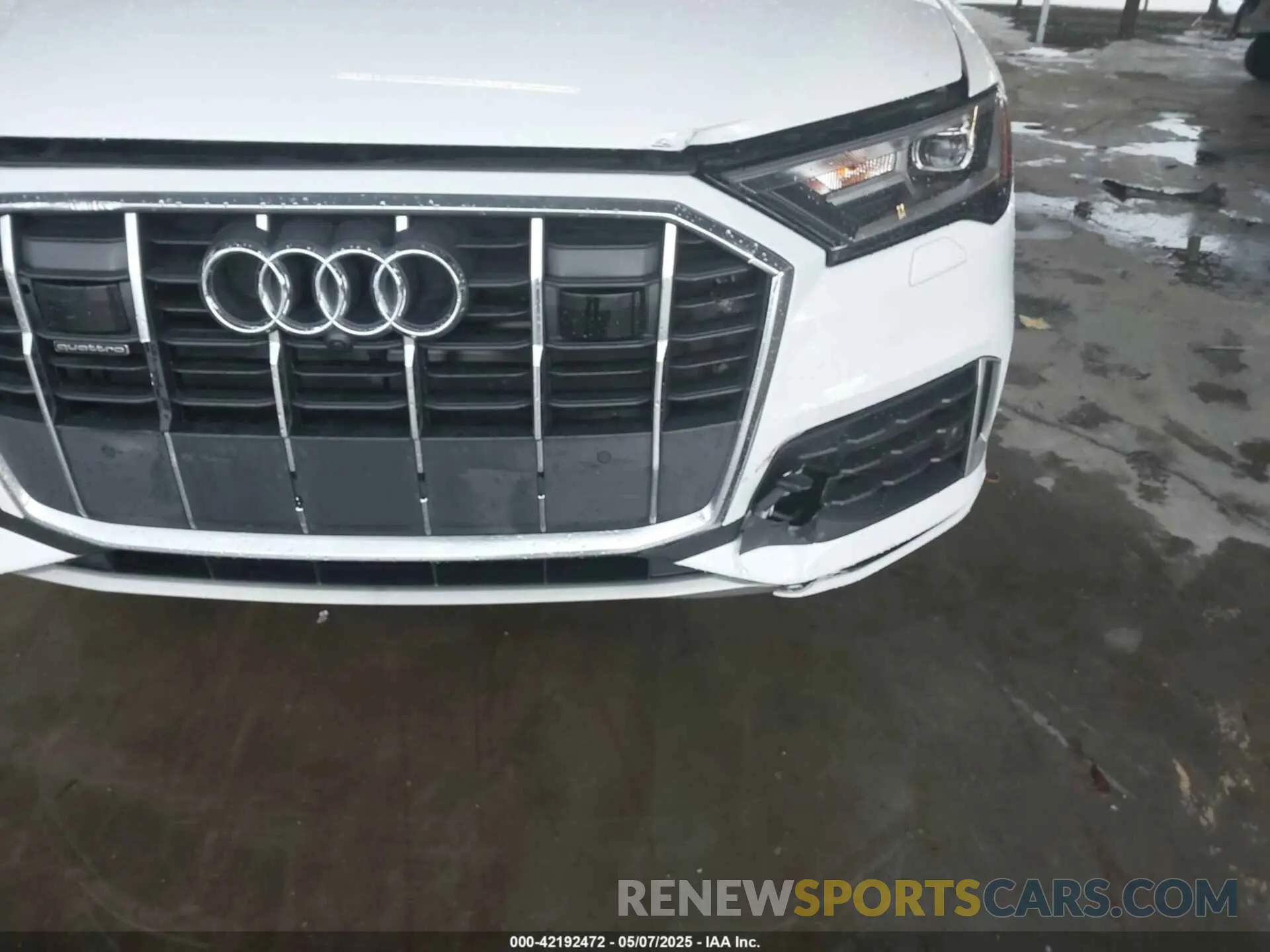 6 Photograph of a damaged car WA1LCBF7XPD001335 AUDI Q7 2023