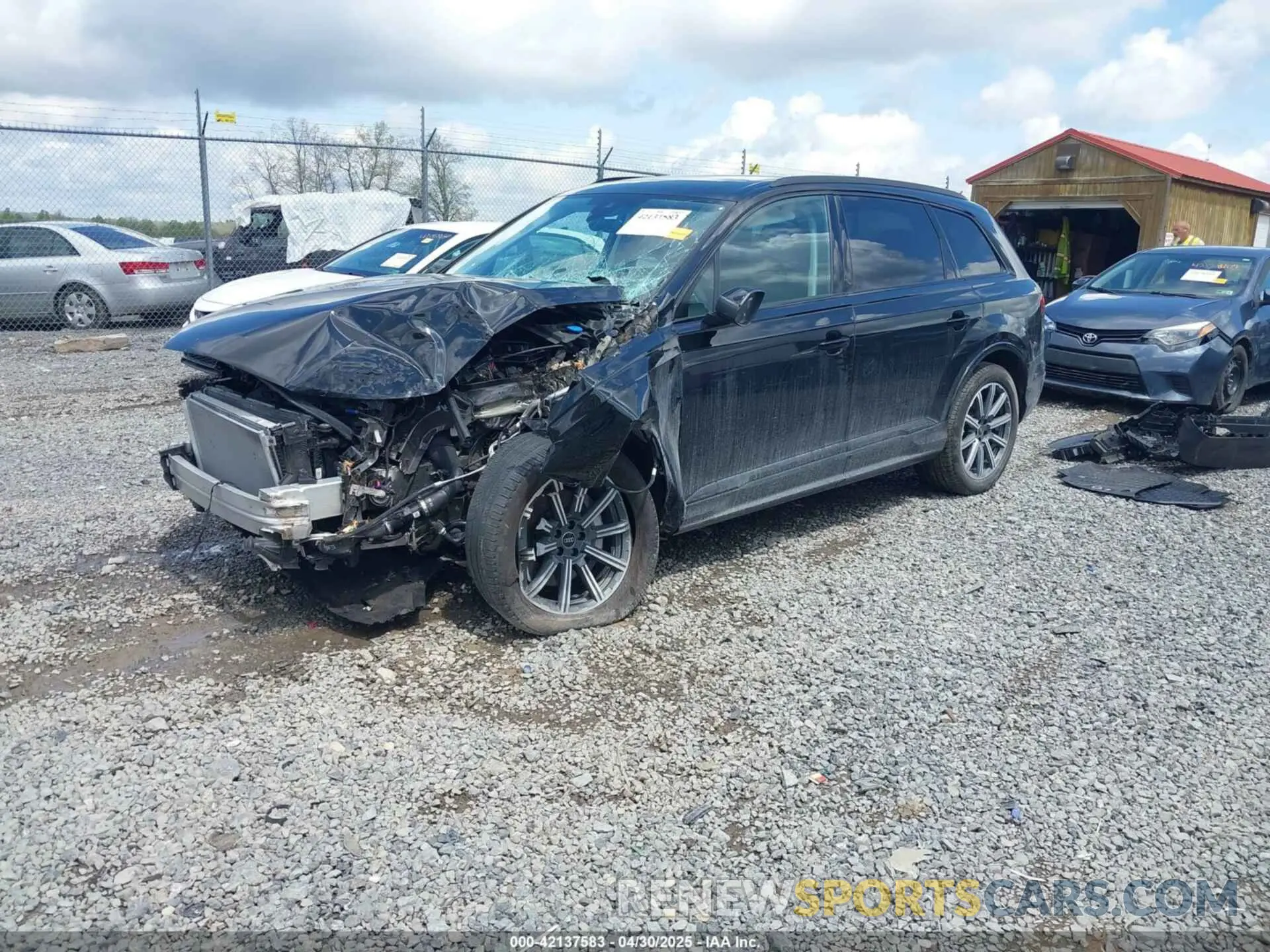 2 Photograph of a damaged car WA1LCBF7XPD007376 AUDI Q7 2023