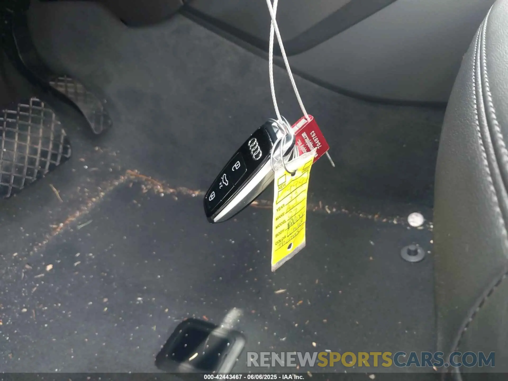 11 Photograph of a damaged car WA1LXBF70PD002269 AUDI Q7 2023