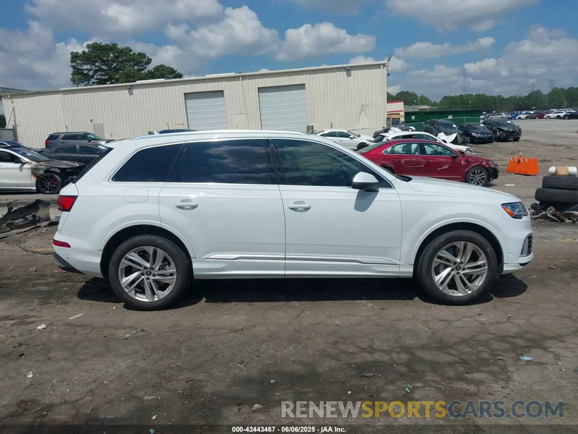 13 Photograph of a damaged car WA1LXBF70PD002269 AUDI Q7 2023