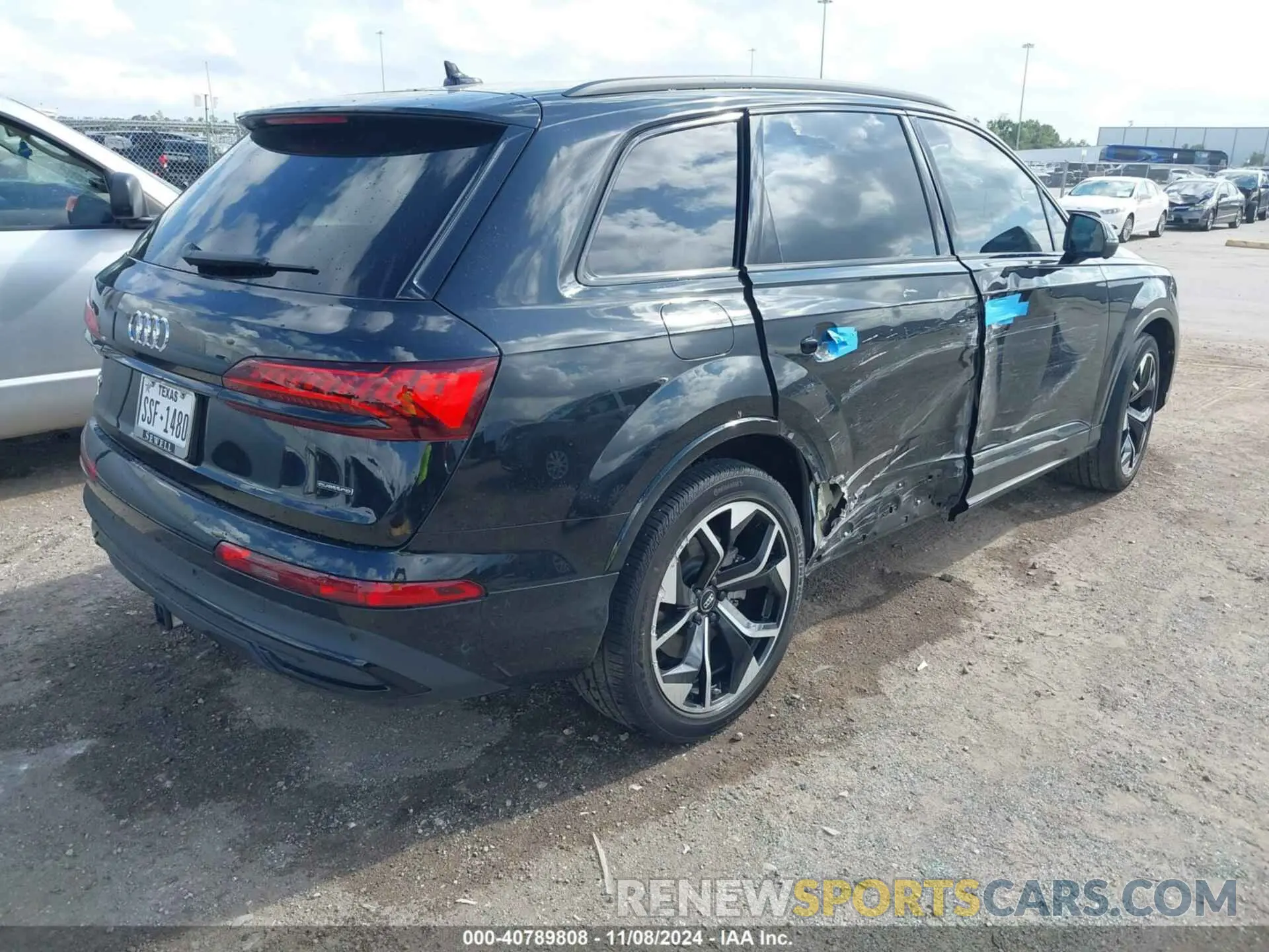 4 Photograph of a damaged car WA1LXBF70PD009156 AUDI Q7 2023