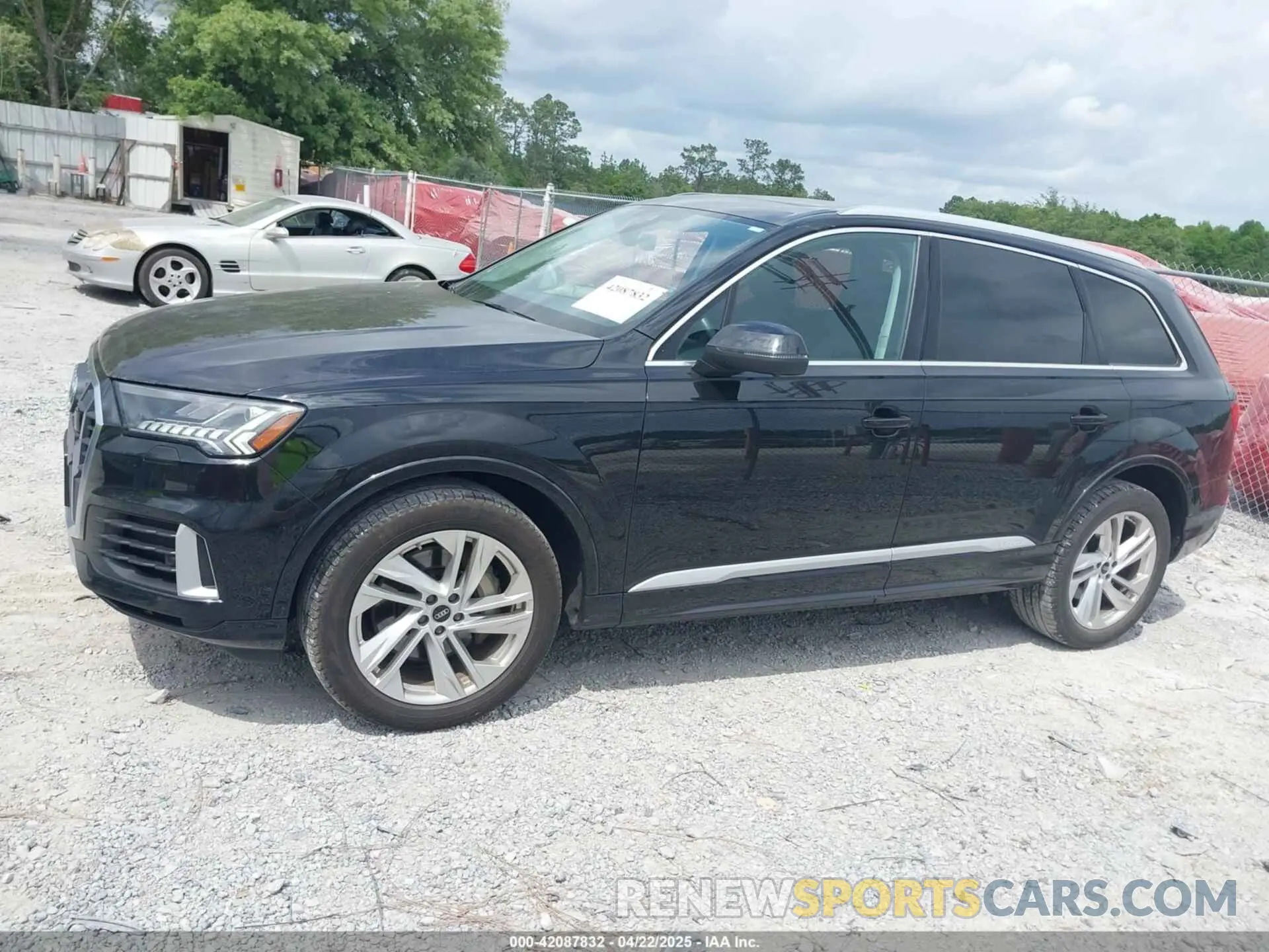 14 Фотография поврежденного автомобиля WA1LXBF70PD010789 AUDI Q7 2023