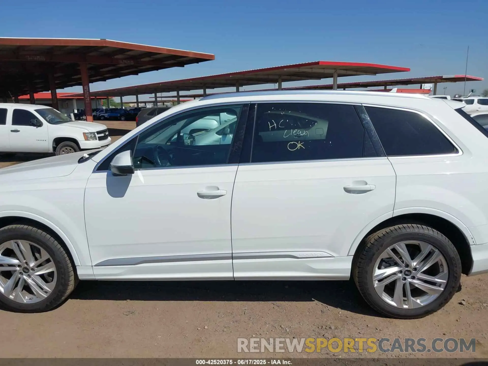 14 Фотография поврежденного автомобиля WA1LXBF71PD009599 AUDI Q7 2023