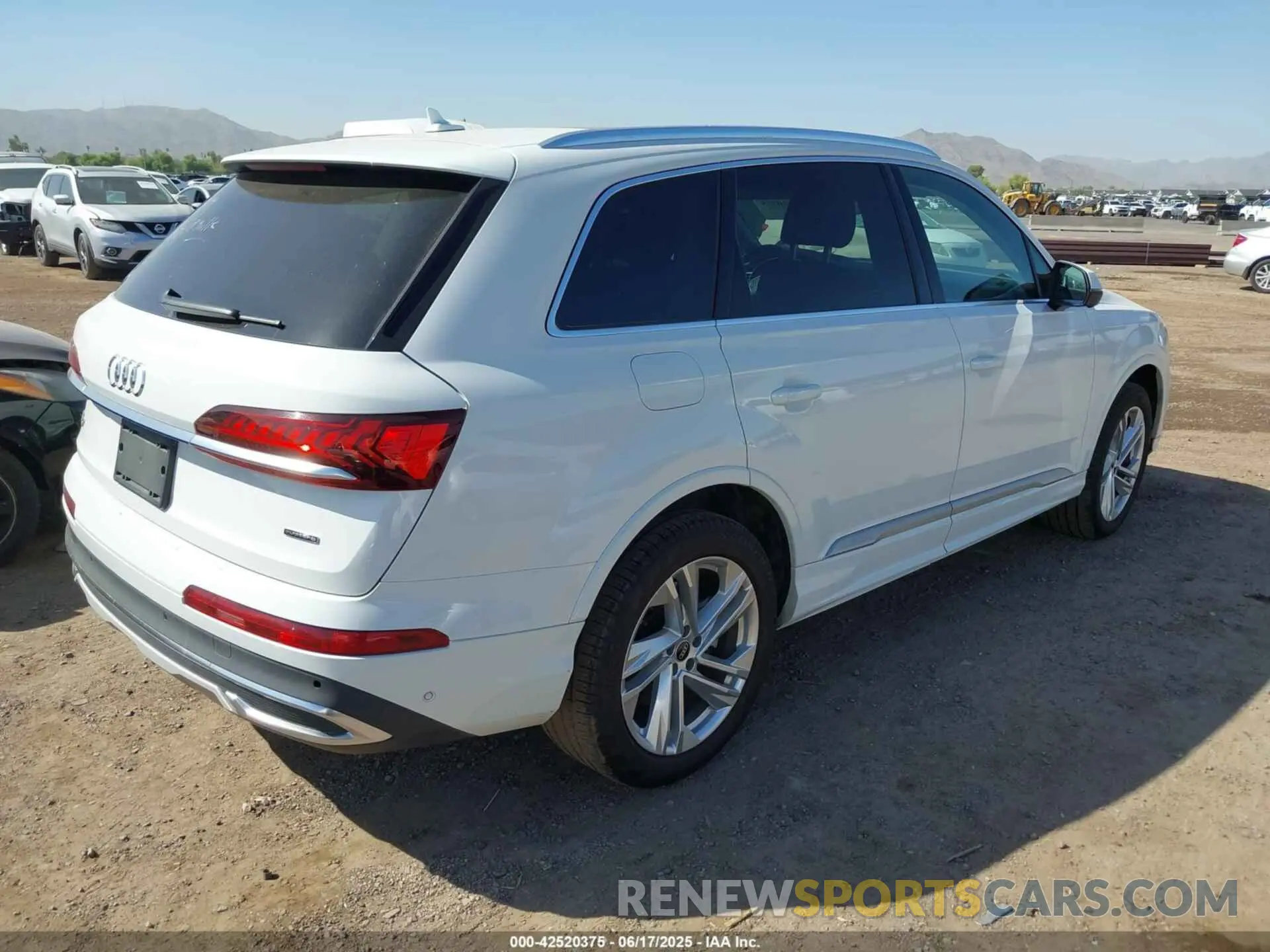 4 Фотография поврежденного автомобиля WA1LXBF71PD009599 AUDI Q7 2023