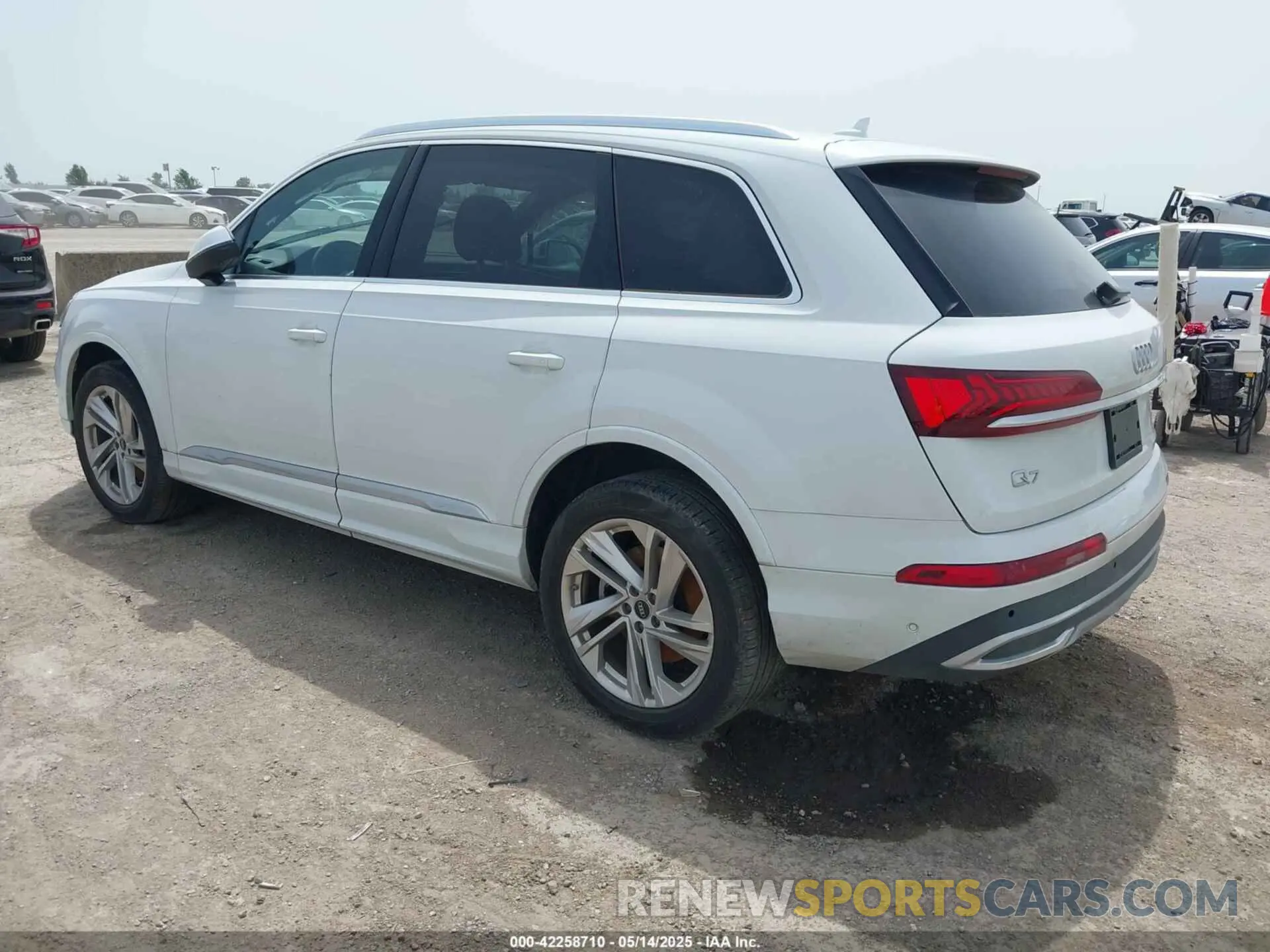 3 Photograph of a damaged car WA1LXBF76PD024521 AUDI Q7 2023