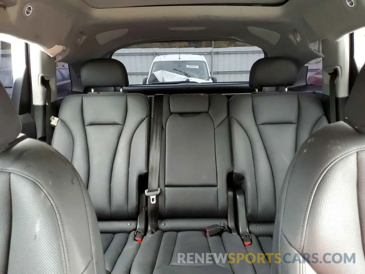 10 Photograph of a damaged car WA1LXBF78PD006991 AUDI Q7 2023