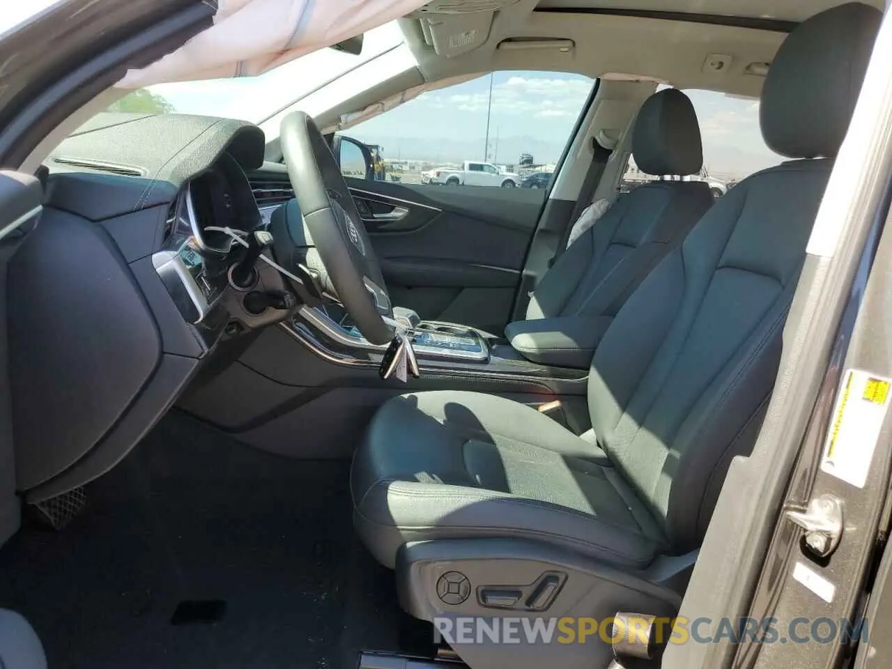 7 Photograph of a damaged car WA1VXBF78PD000097 AUDI Q7 2023