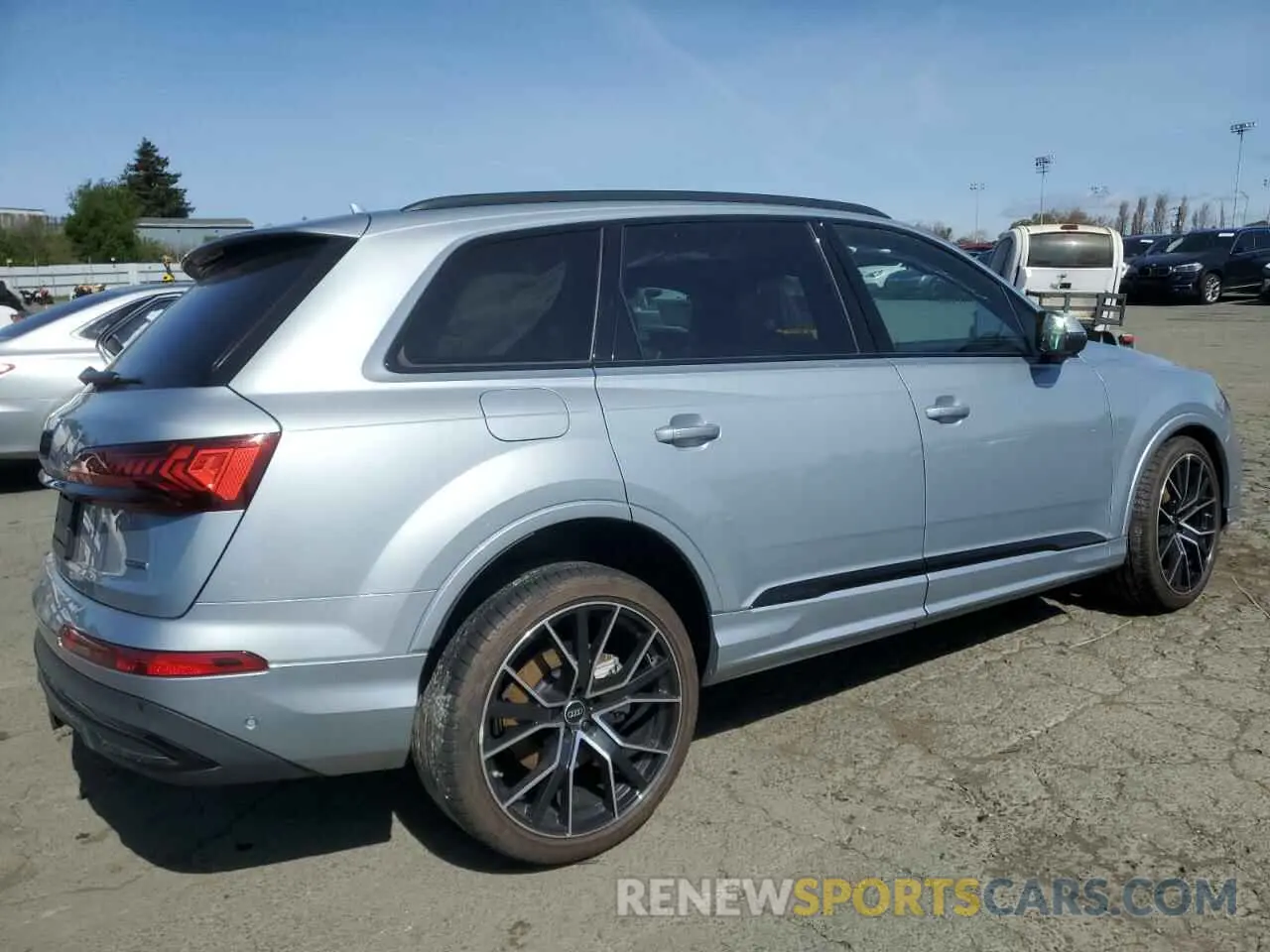 3 Photograph of a damaged car WA1VXBF79PD024246 AUDI Q7 2023