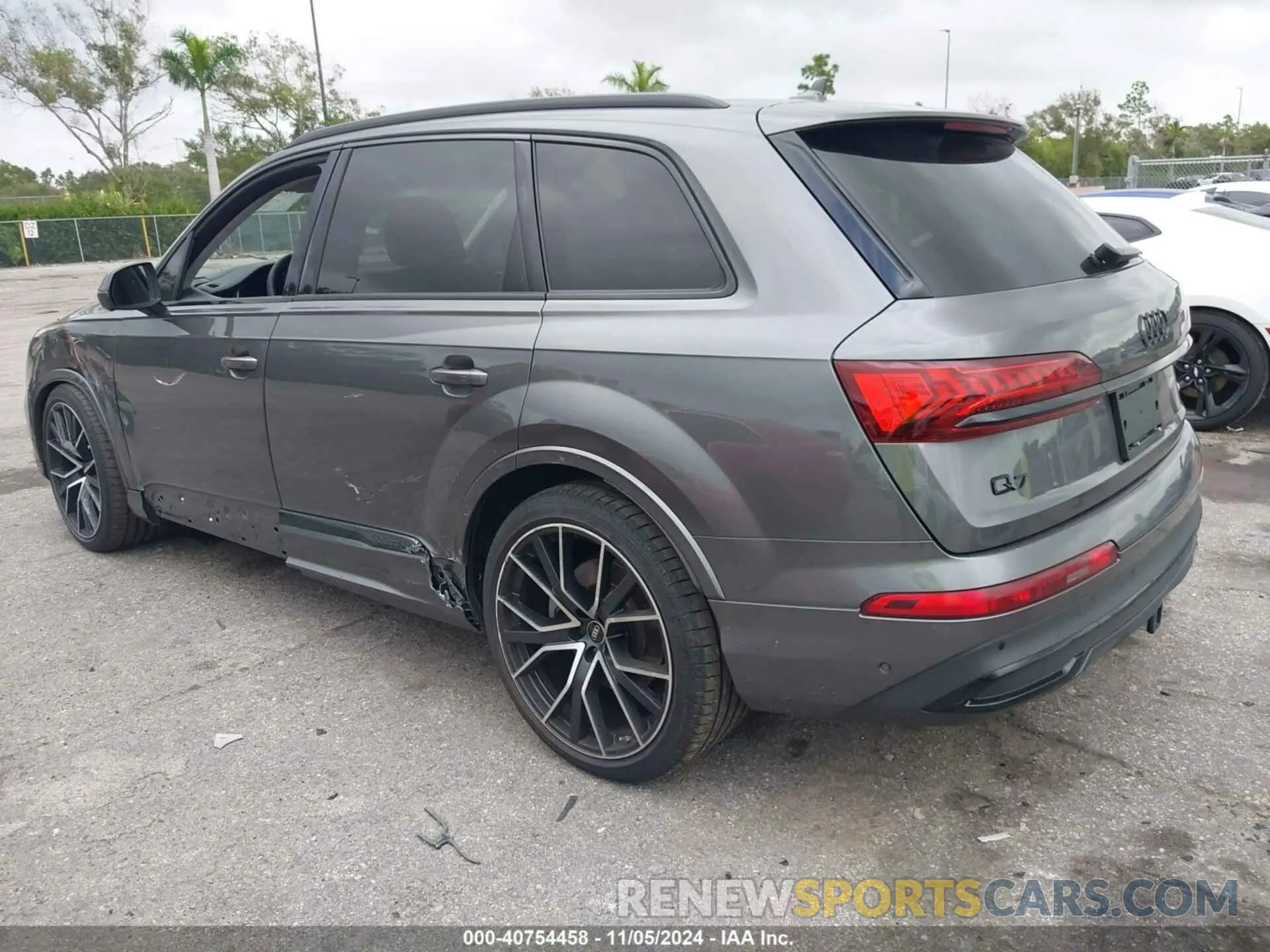 3 Photograph of a damaged car WA1VXBF7XPD026779 AUDI Q7 2023
