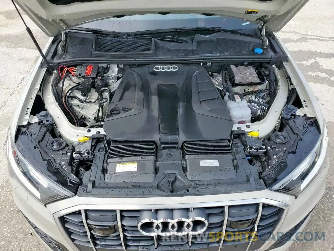 12 Фотография поврежденного автомобиля WA1ACBF76RD010690 AUDI Q7 2024