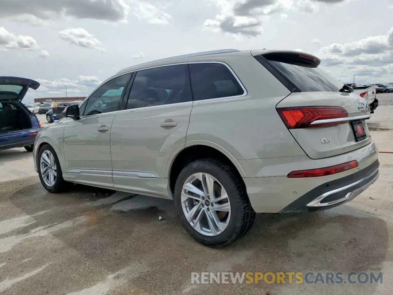 2 Фотография поврежденного автомобиля WA1ACBF76RD010690 AUDI Q7 2024