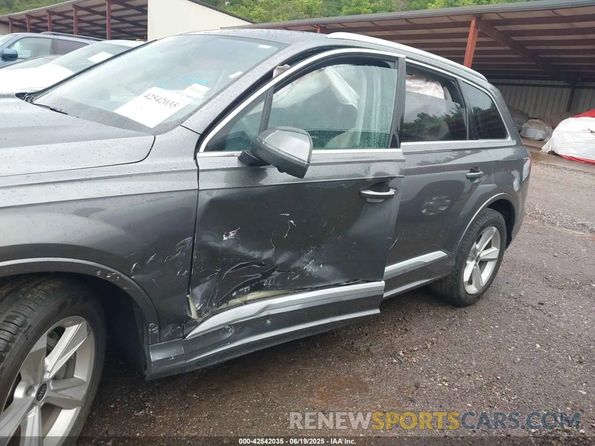 6 Photograph of a damaged car WA1LCBF72RD005639 AUDI Q7 2024