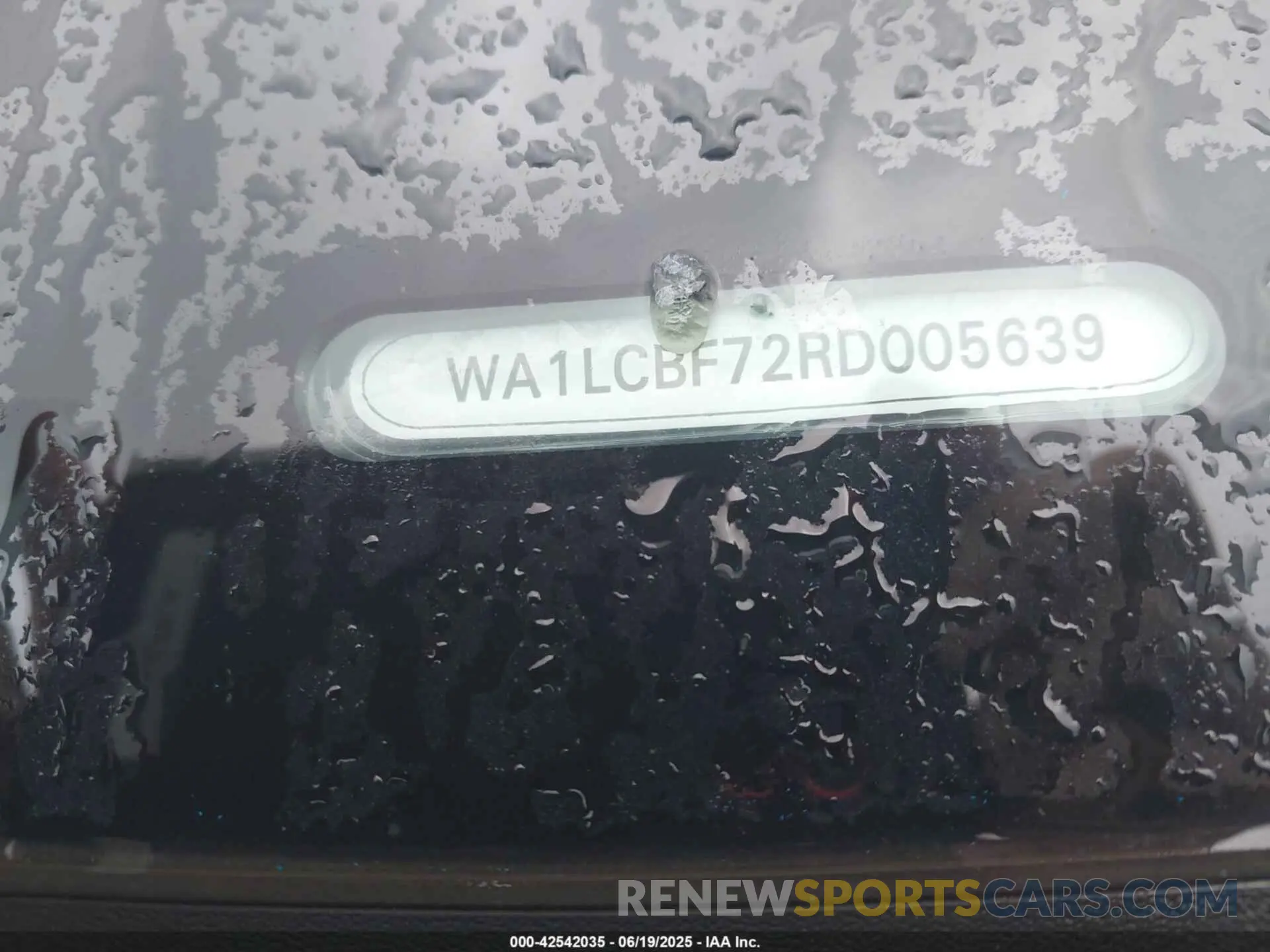 9 Photograph of a damaged car WA1LCBF72RD005639 AUDI Q7 2024
