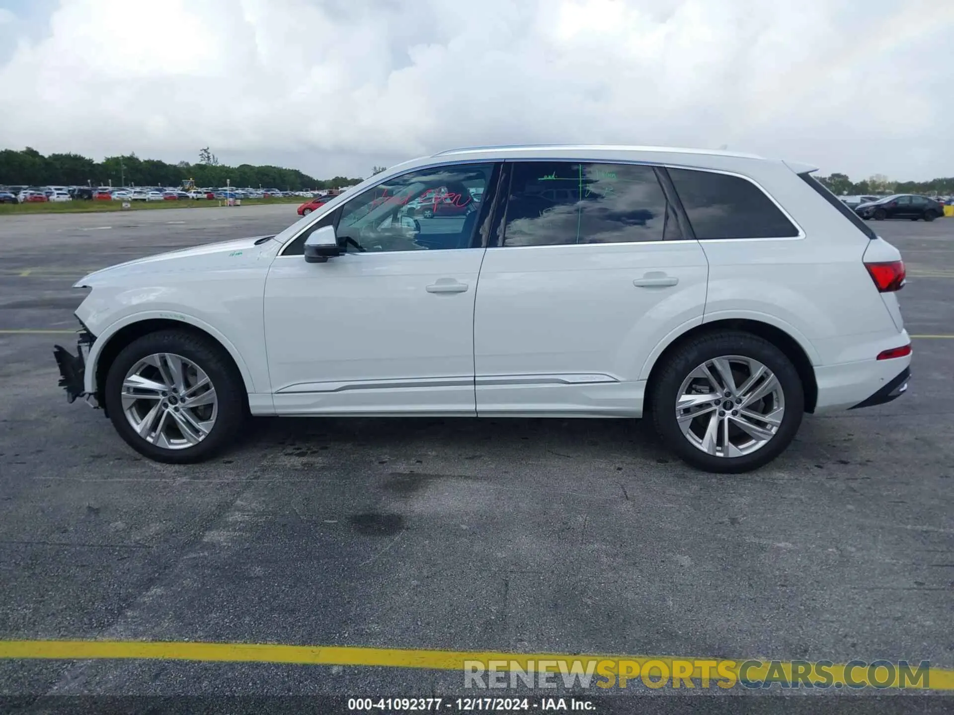 15 Фотография поврежденного автомобиля WA1LXBF70RD008723 AUDI Q7 2024