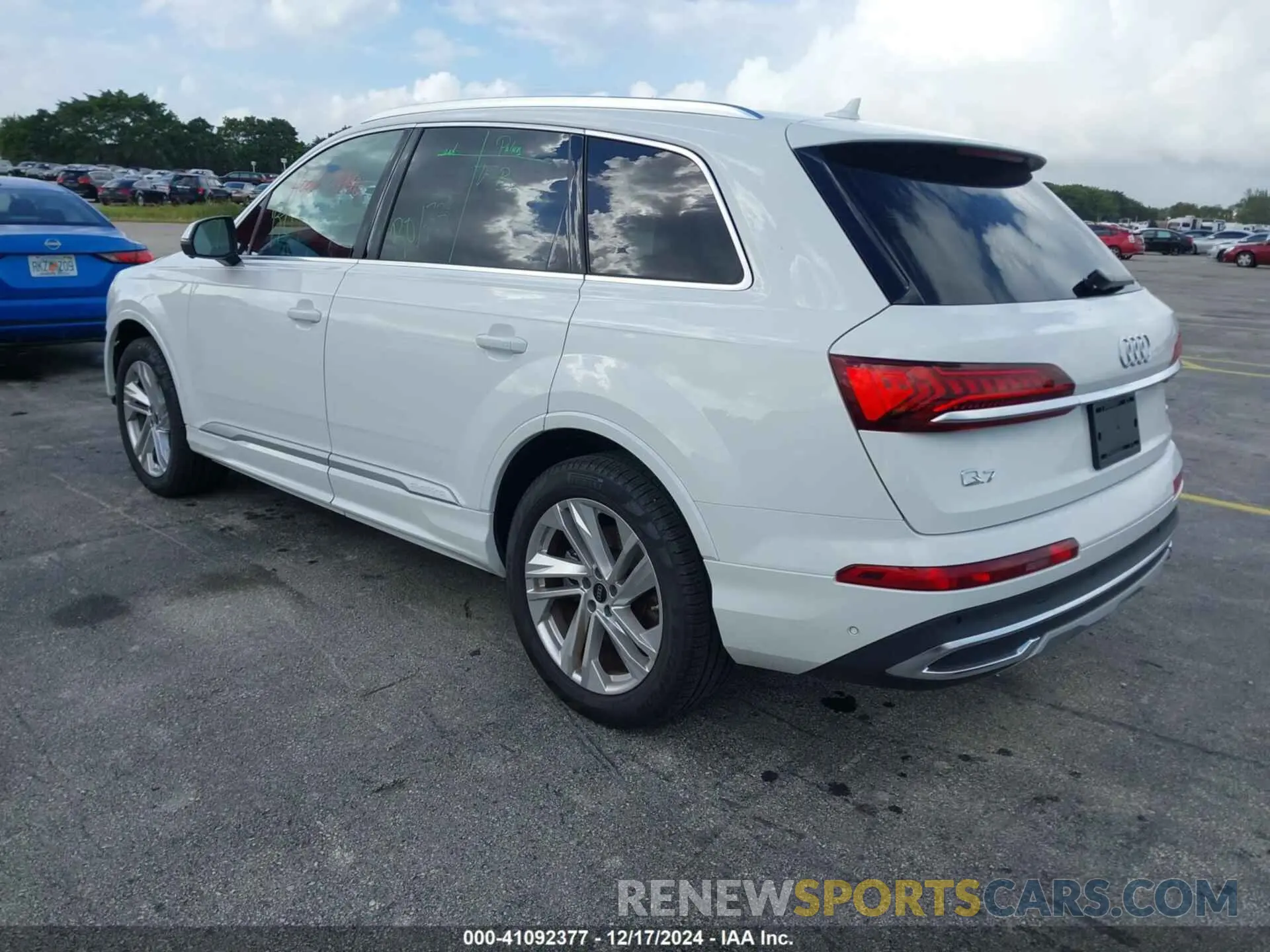 3 Фотография поврежденного автомобиля WA1LXBF70RD008723 AUDI Q7 2024