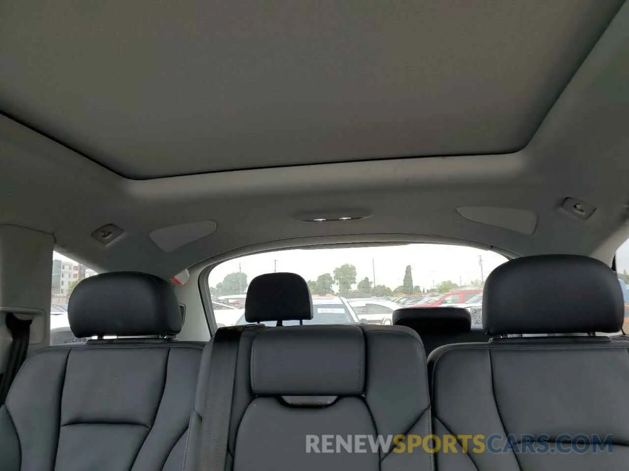 10 Photograph of a damaged car WA1LXBF73RD005671 AUDI Q7 2024