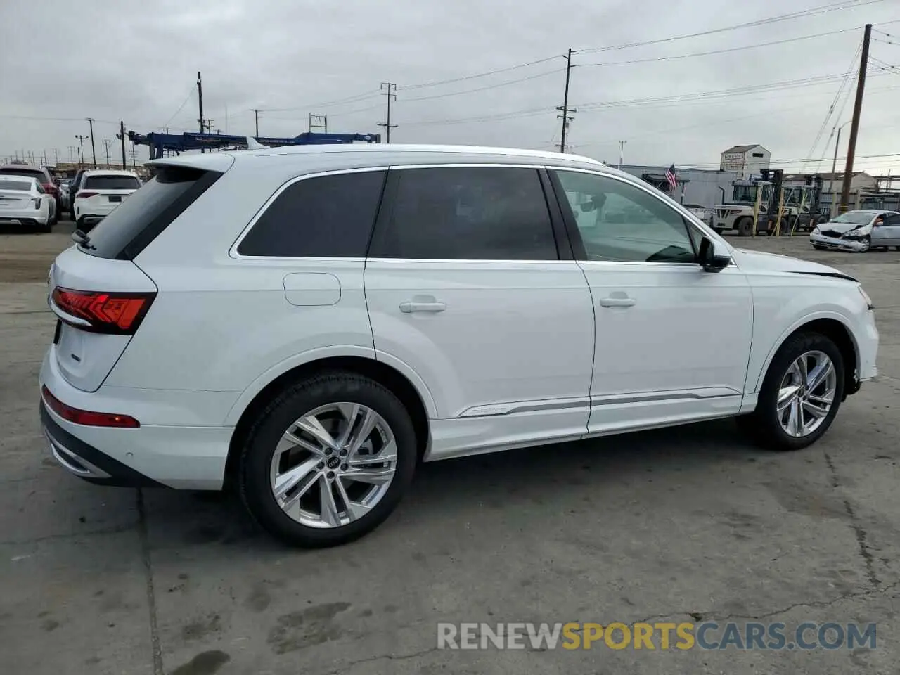3 Photograph of a damaged car WA1LXBF73RD005671 AUDI Q7 2024